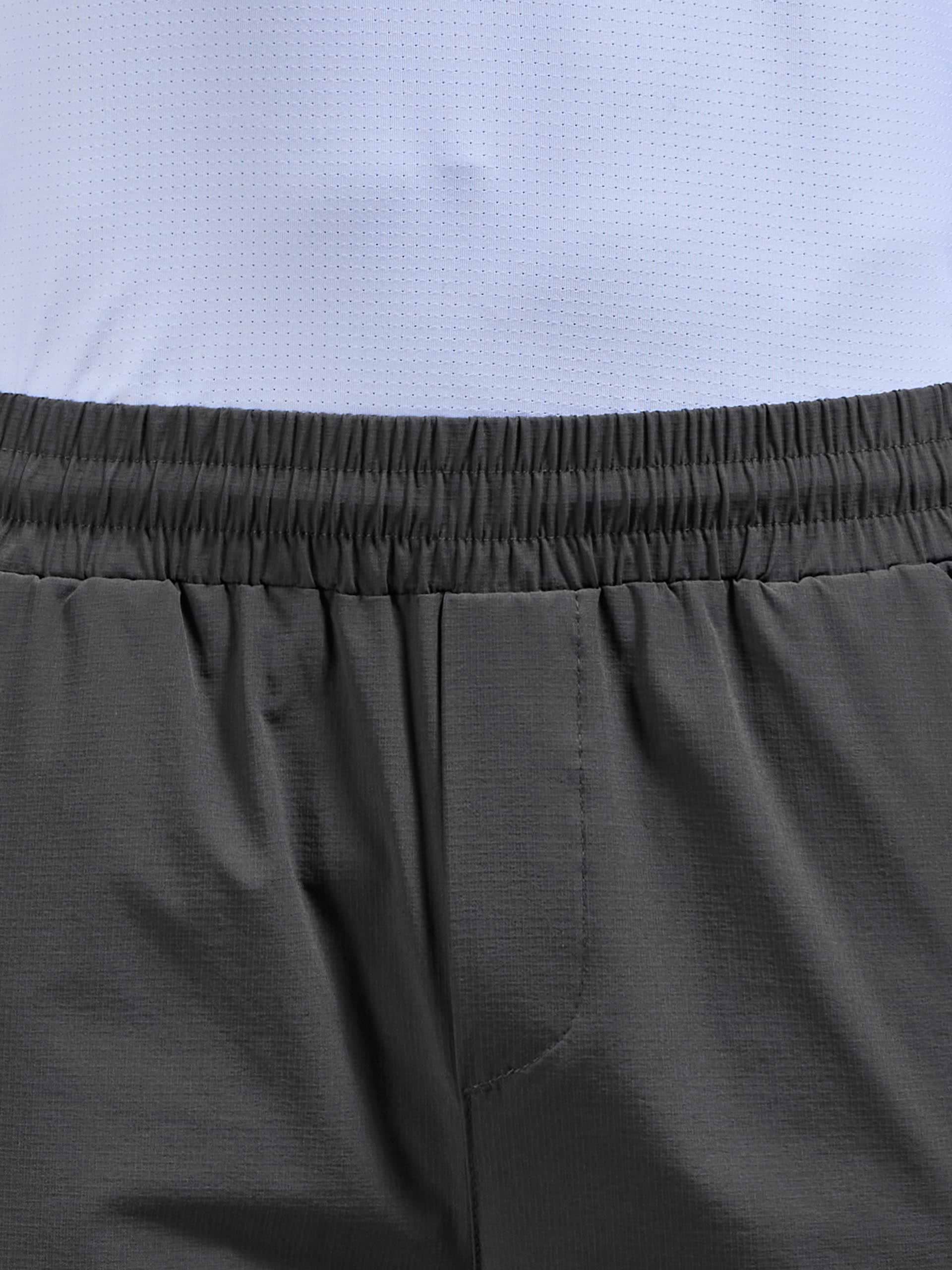 Active Technical Tapered Trackpant in Grey