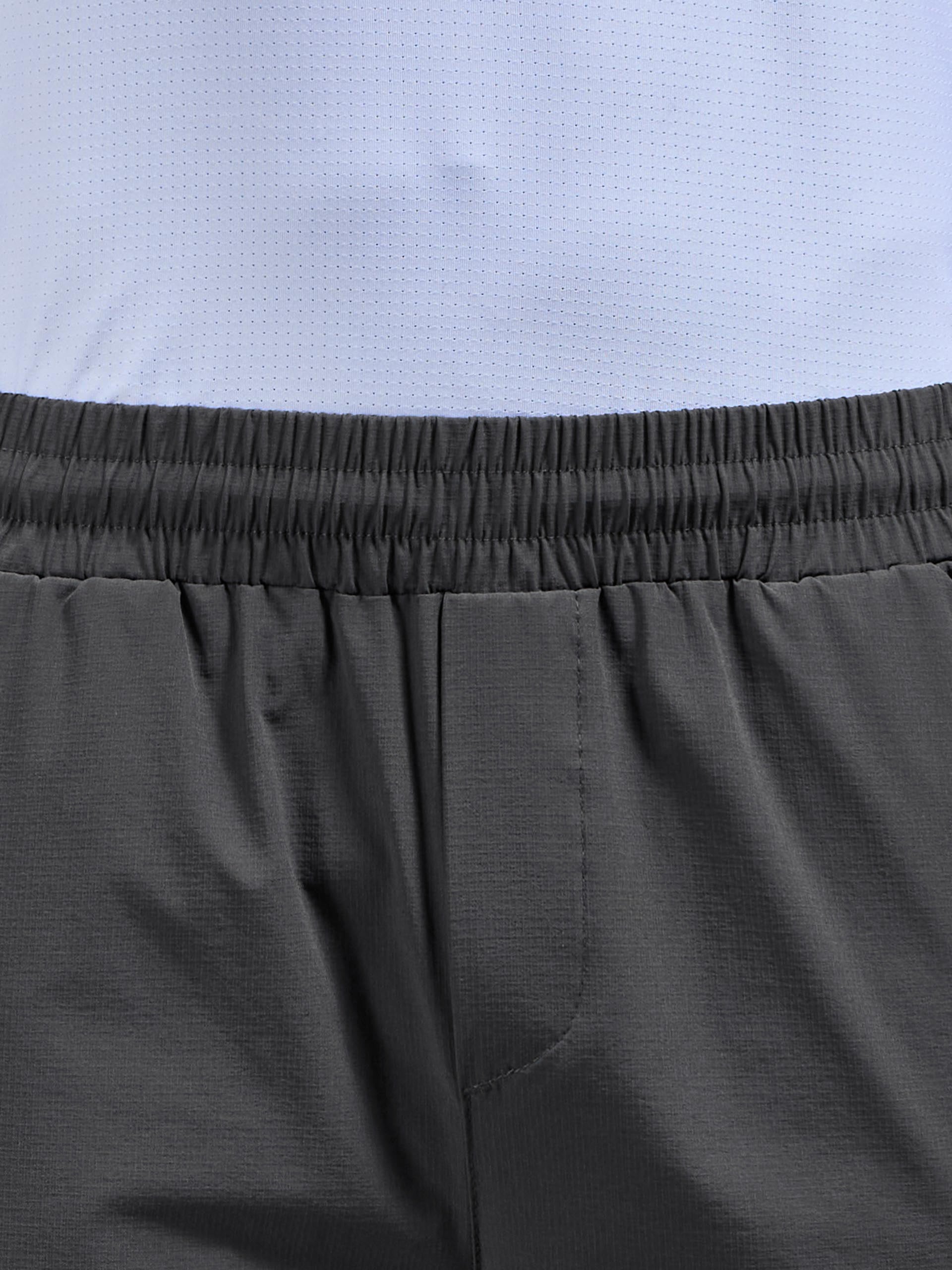 Active Technical Tapered Trackpant in Grey