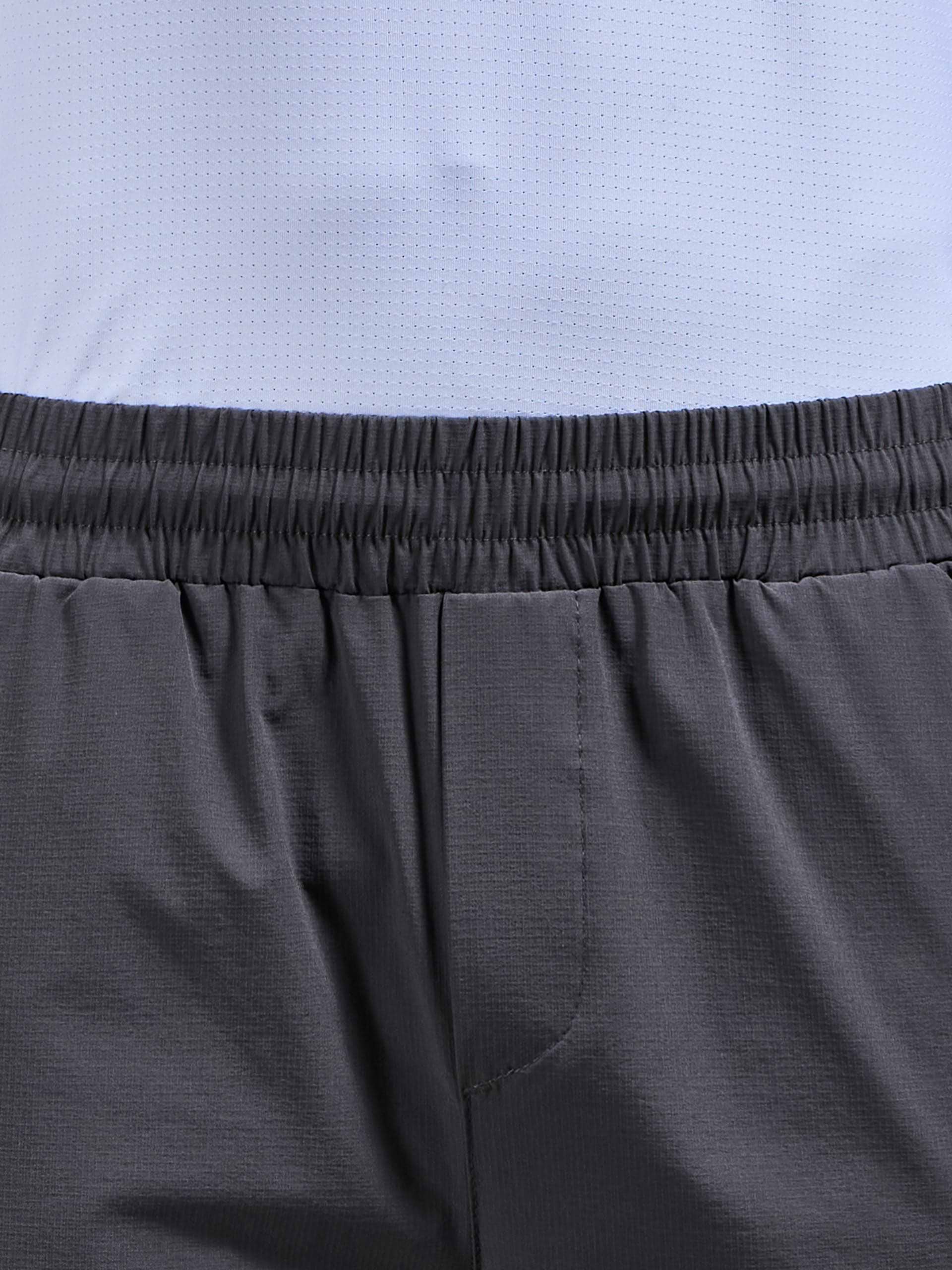 Active Technical Tapered Trackpant in Grey