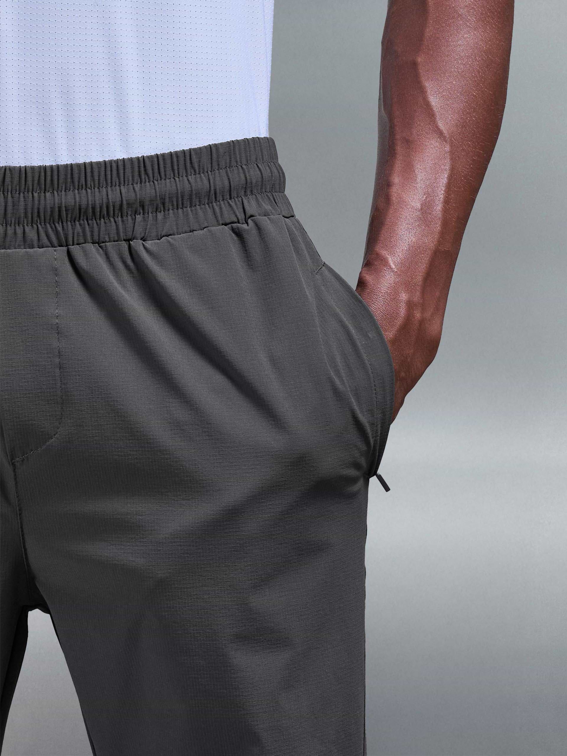 Active Technical Tapered Trackpant in Grey