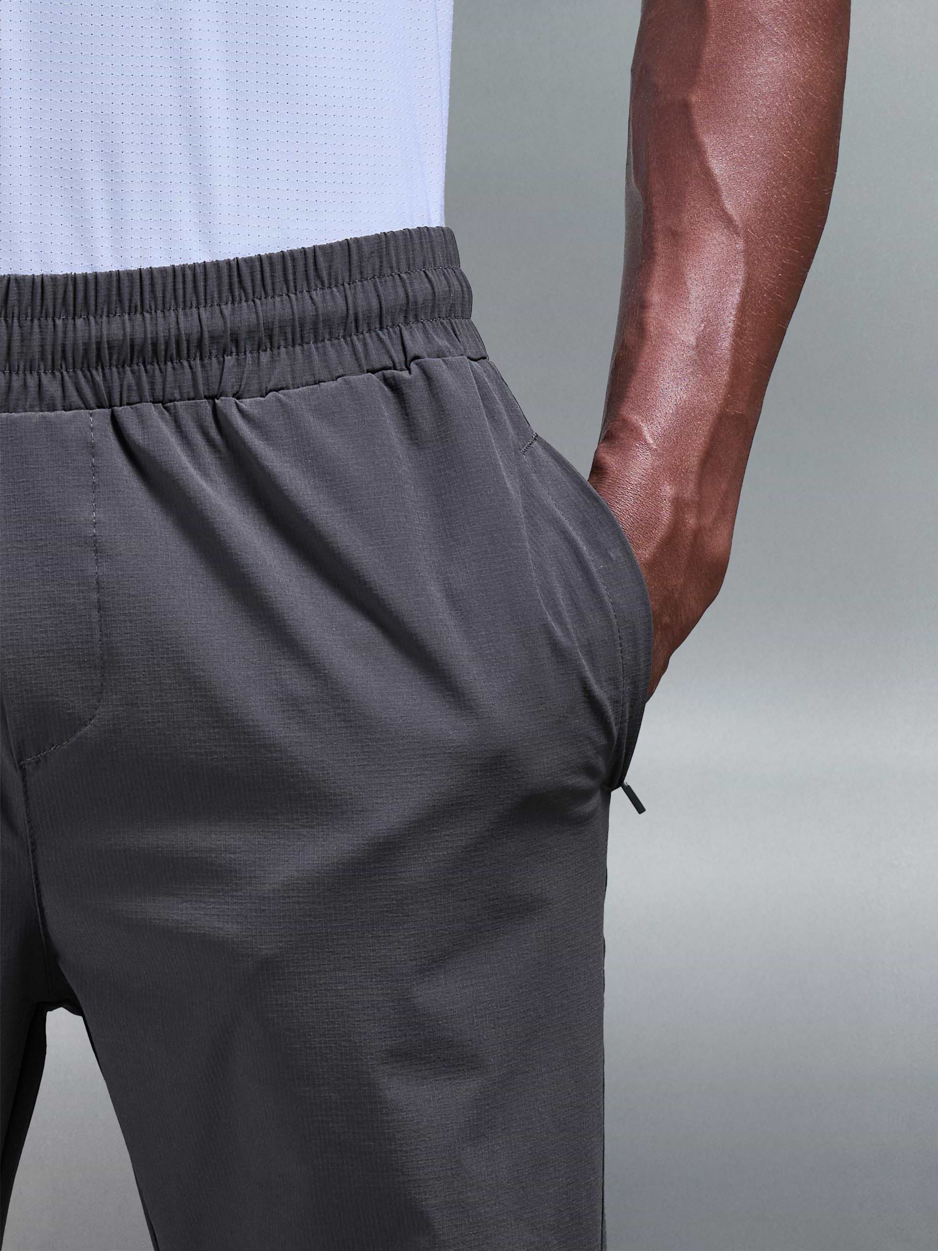 Active Technical Tapered Trackpant in Grey