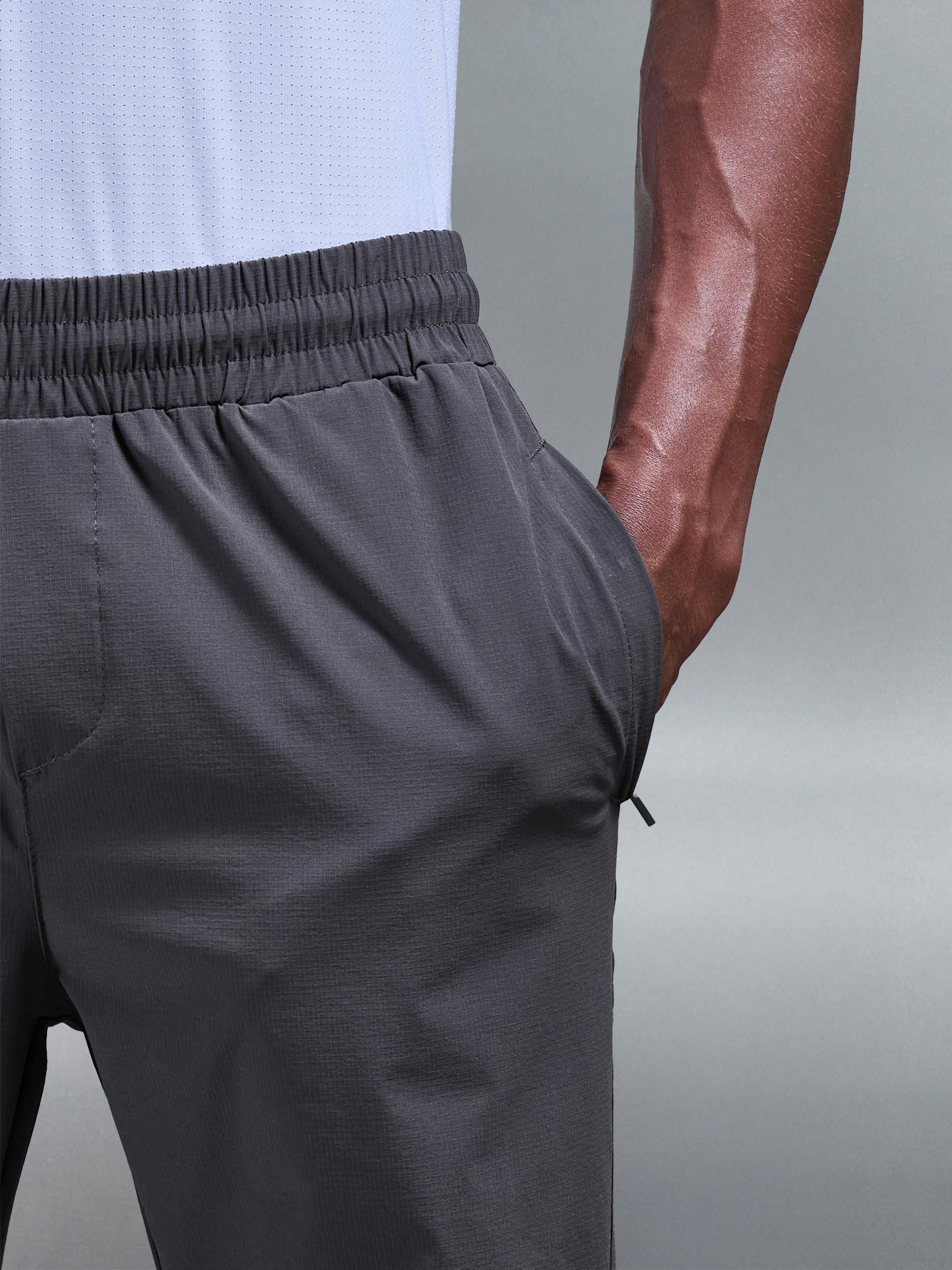 Active Technical Tapered Trackpant in Grey