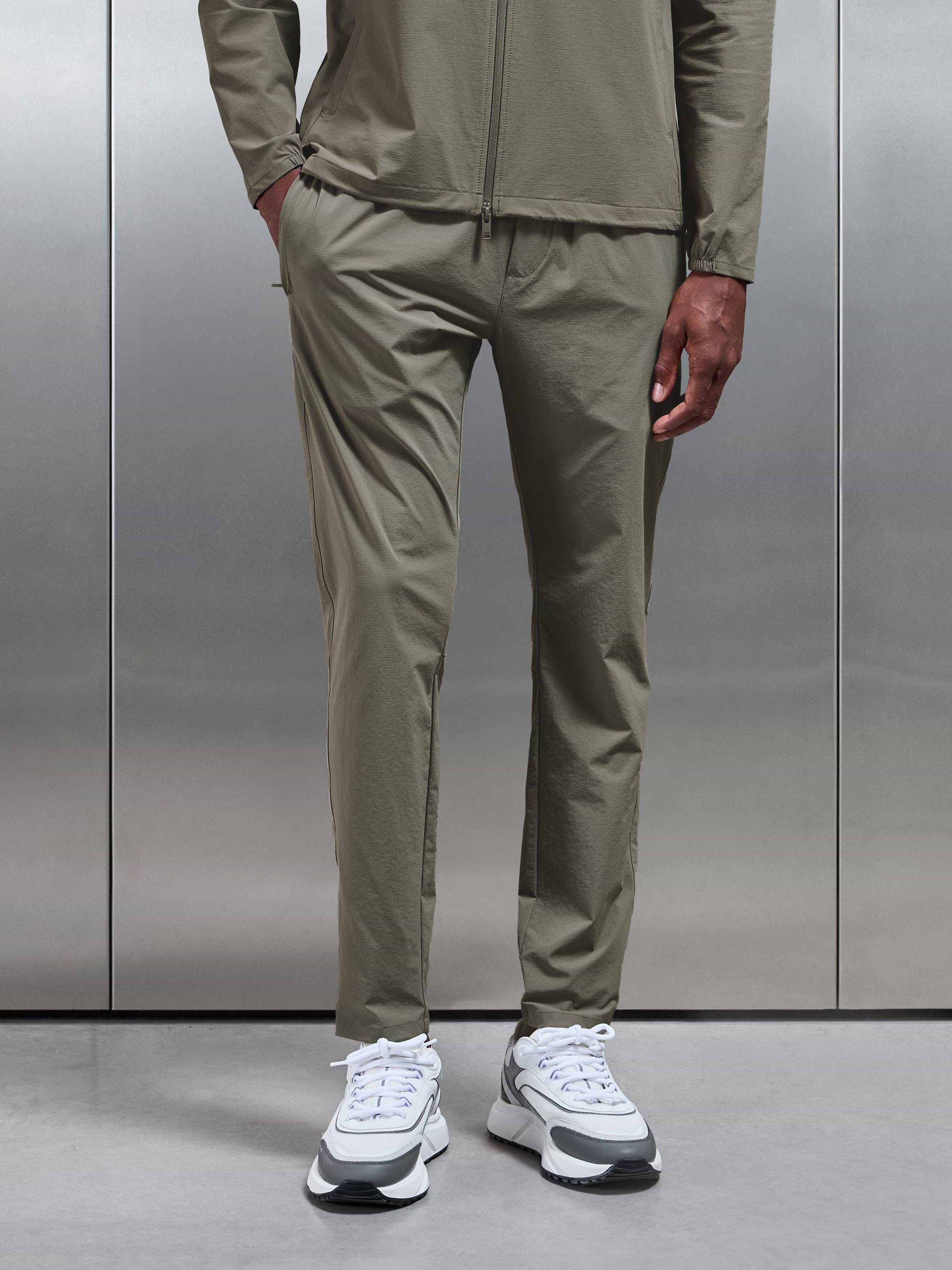 Active Technical Tapered Trackpant in Olive