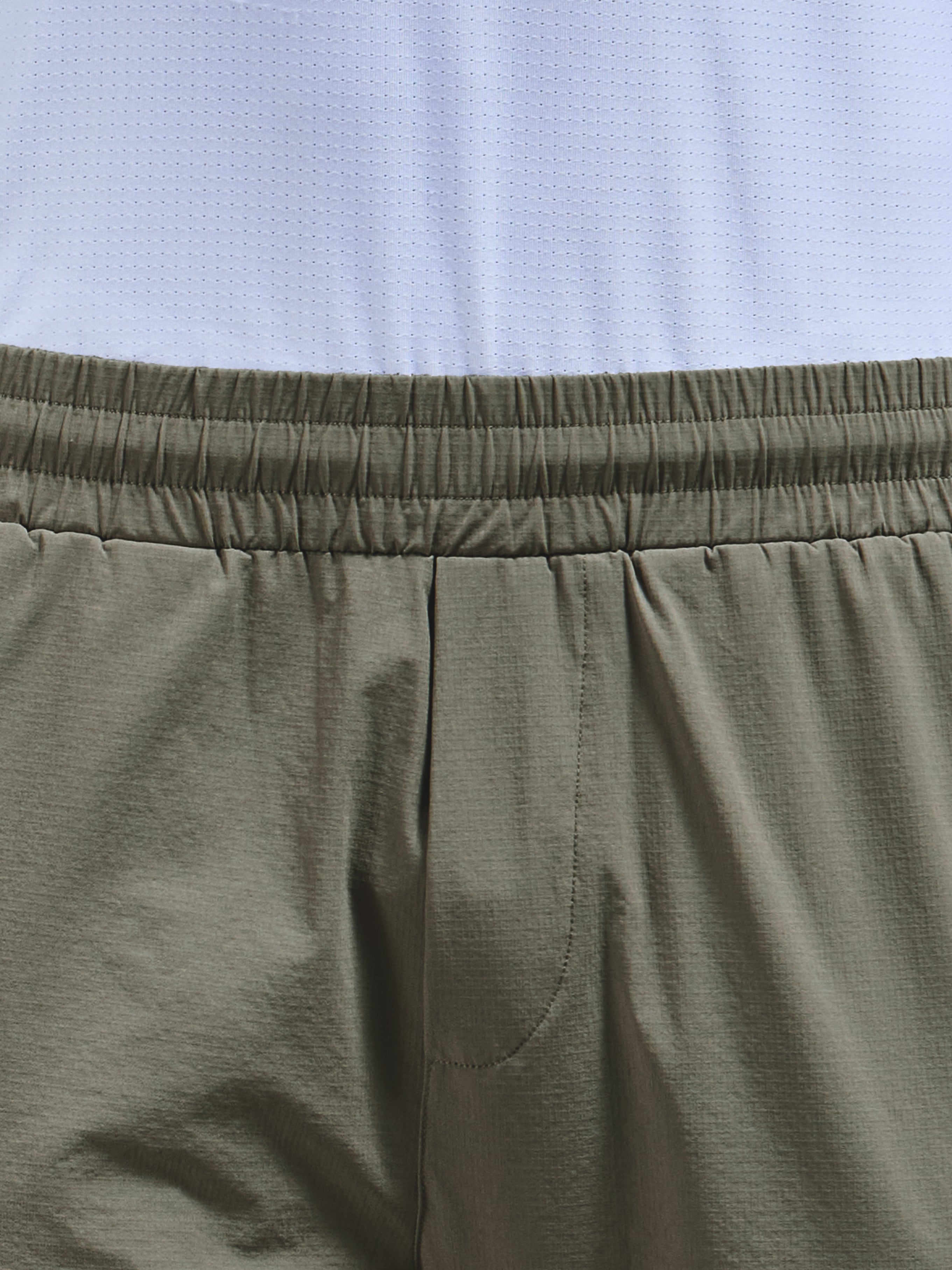 Active Technical Tapered Trackpant in Olive