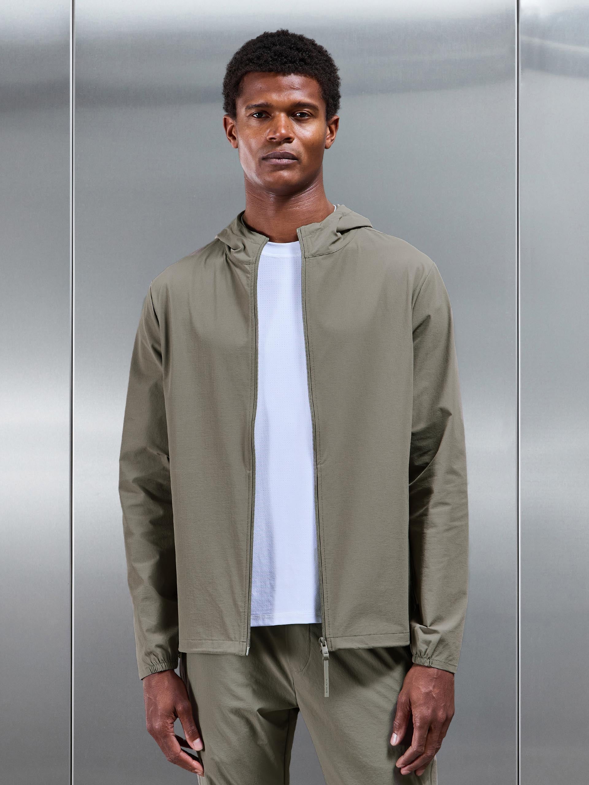 Active Technical Windbreaker in Olive