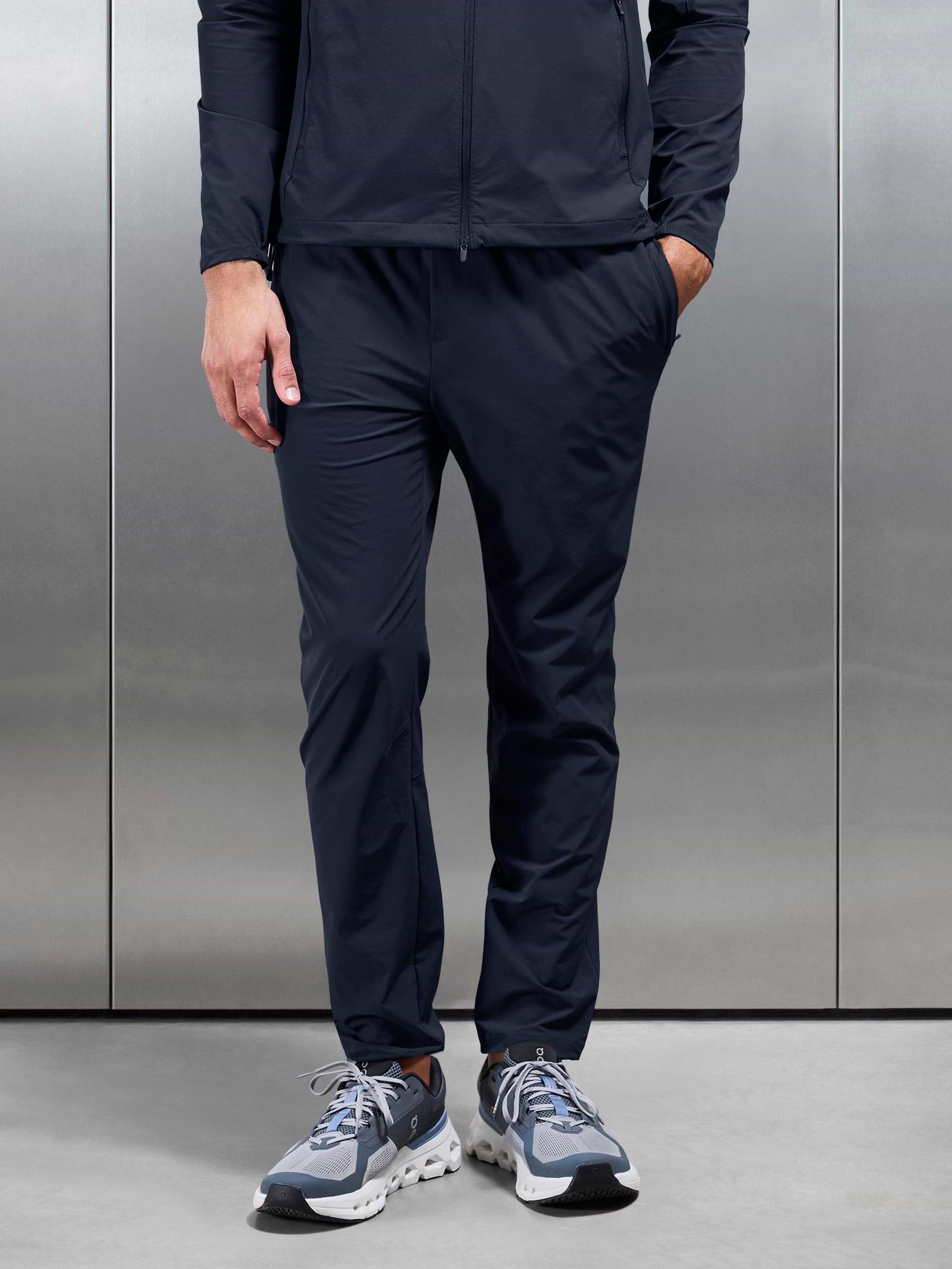 Active Trackpant in Navy