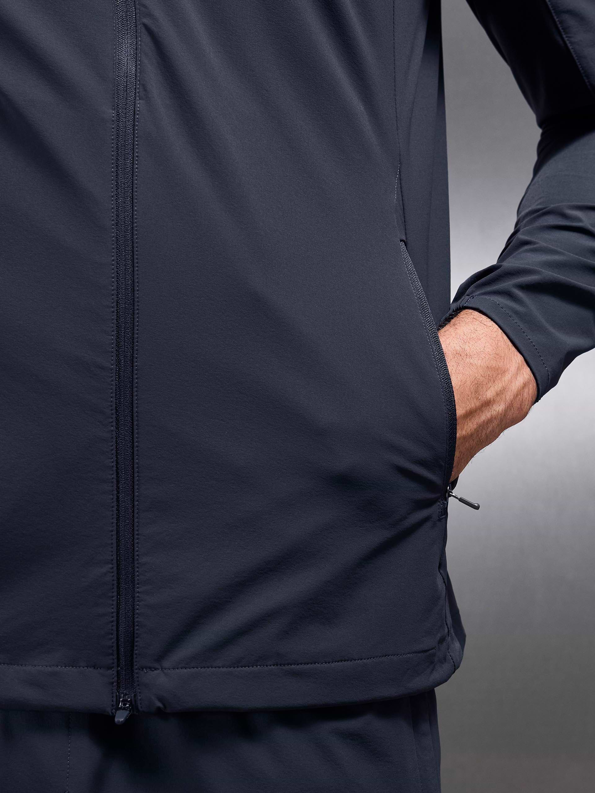 Active Windbreaker in Navy