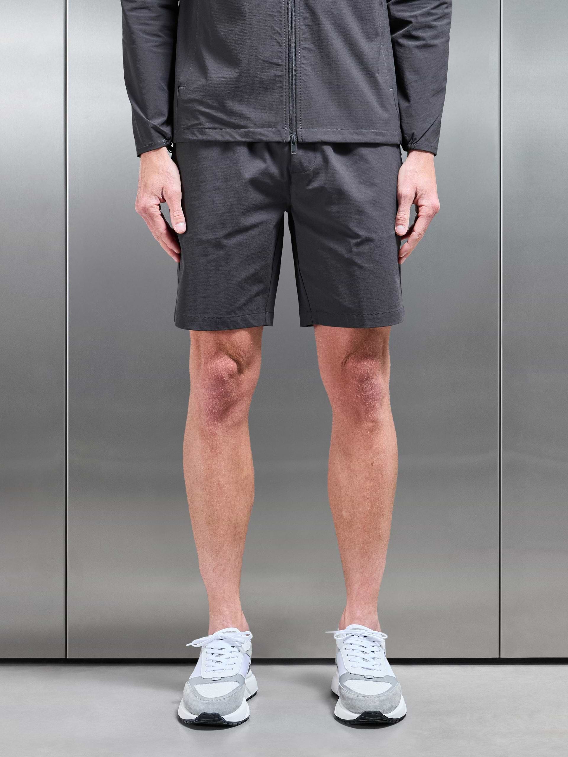 Active Tech Short in Grey
