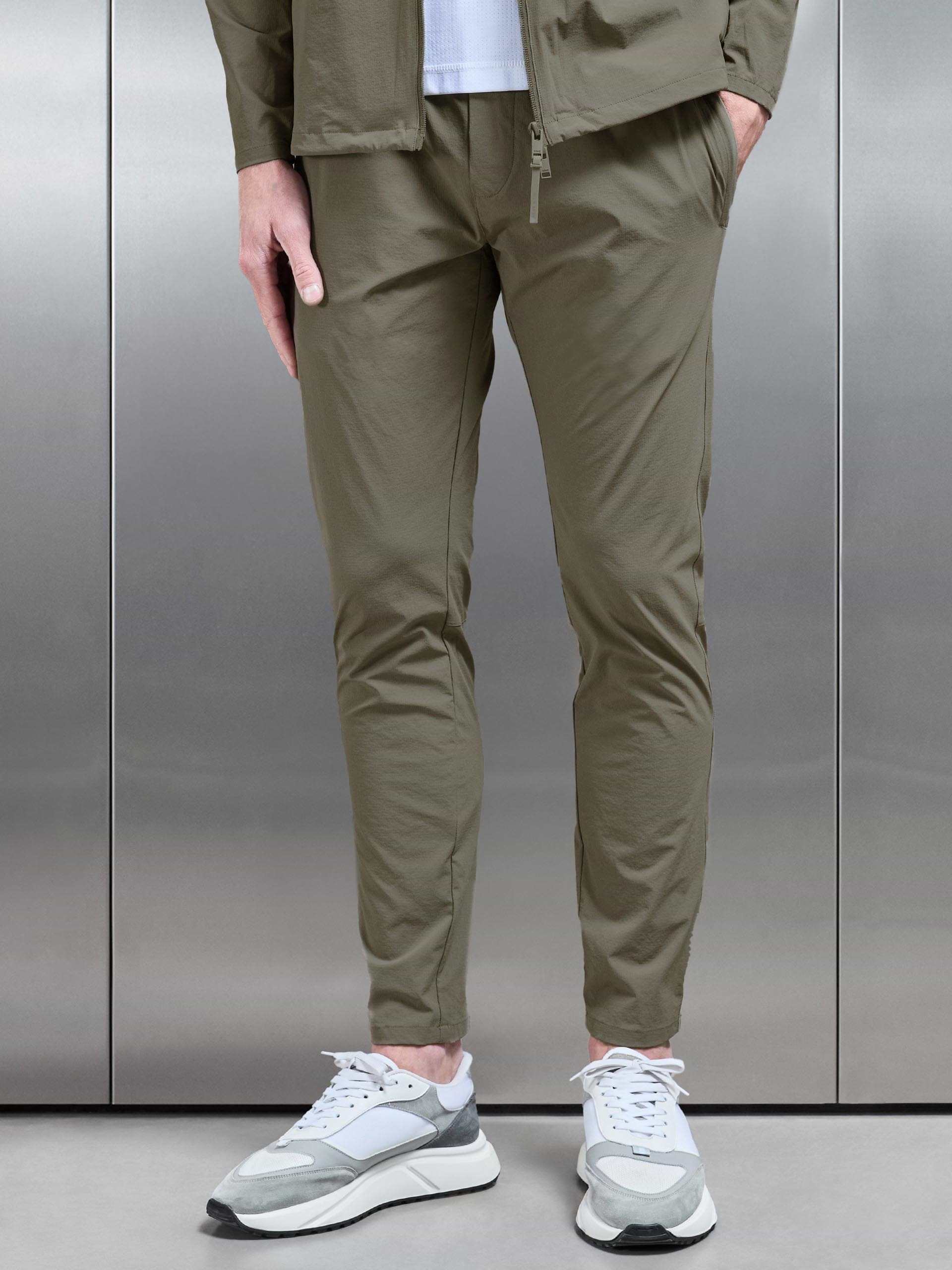 Active Technical Tapered Trackpant in Olive