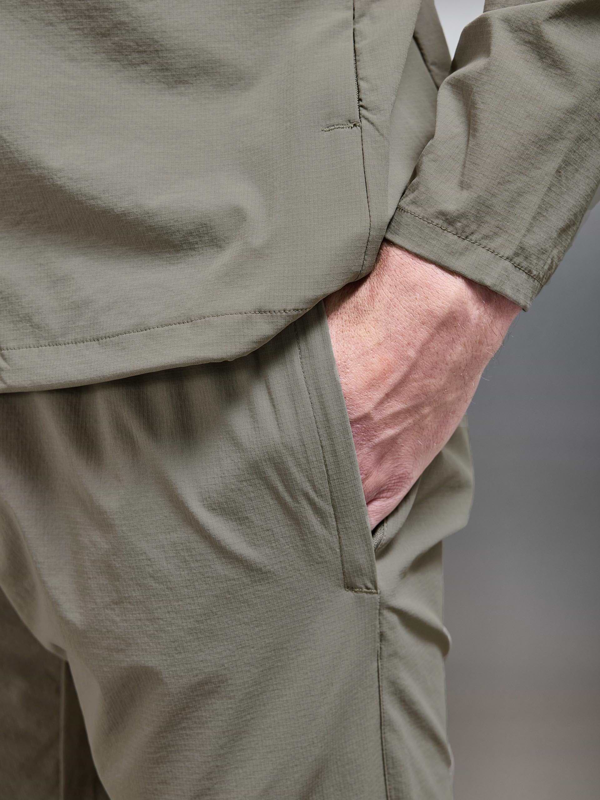 Active Technical Tapered Trackpant in Olive