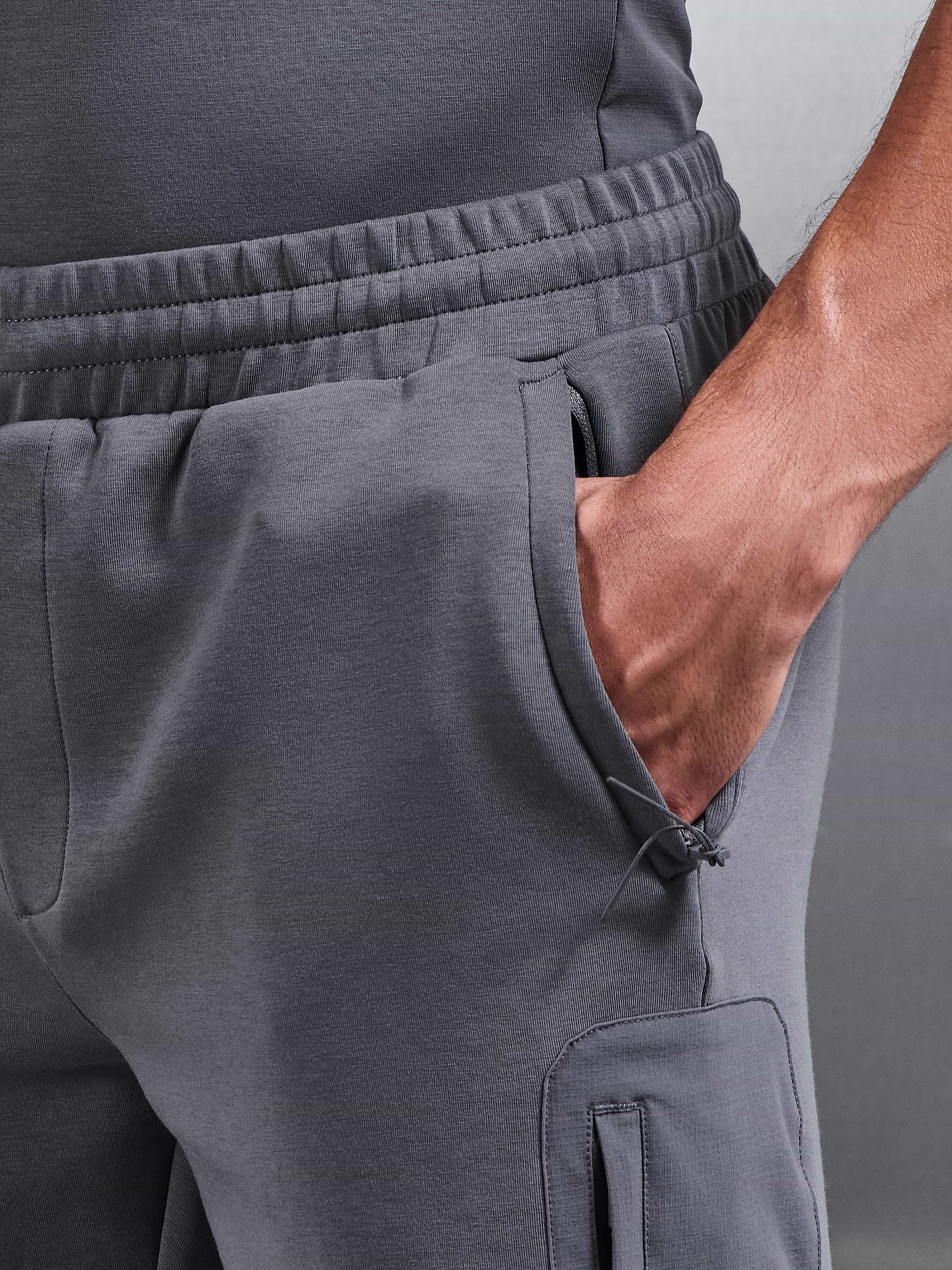 AirTech Hybrid Cargo Short in Grey