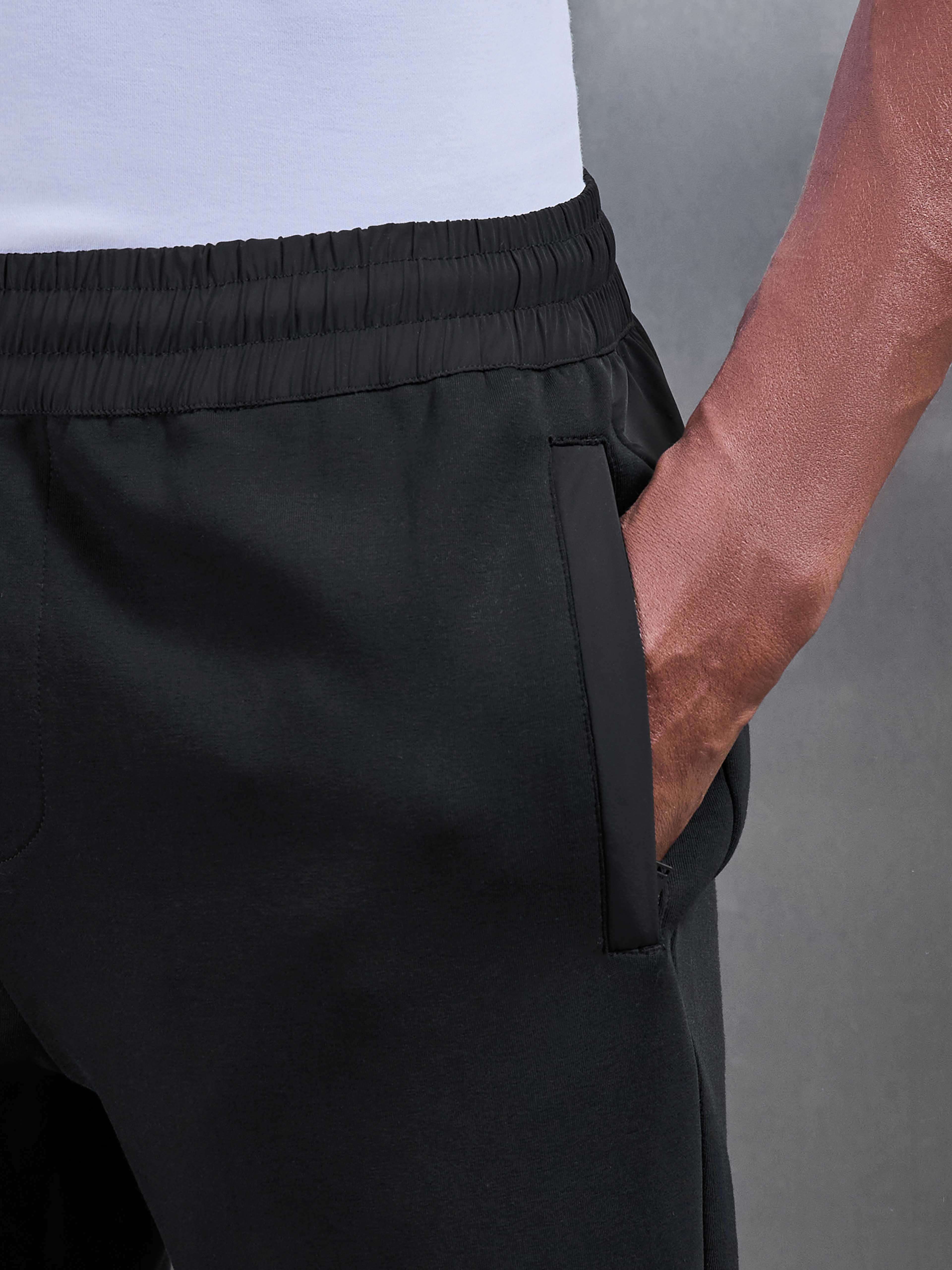 Apex Jersey Hybrid Jogger in Black