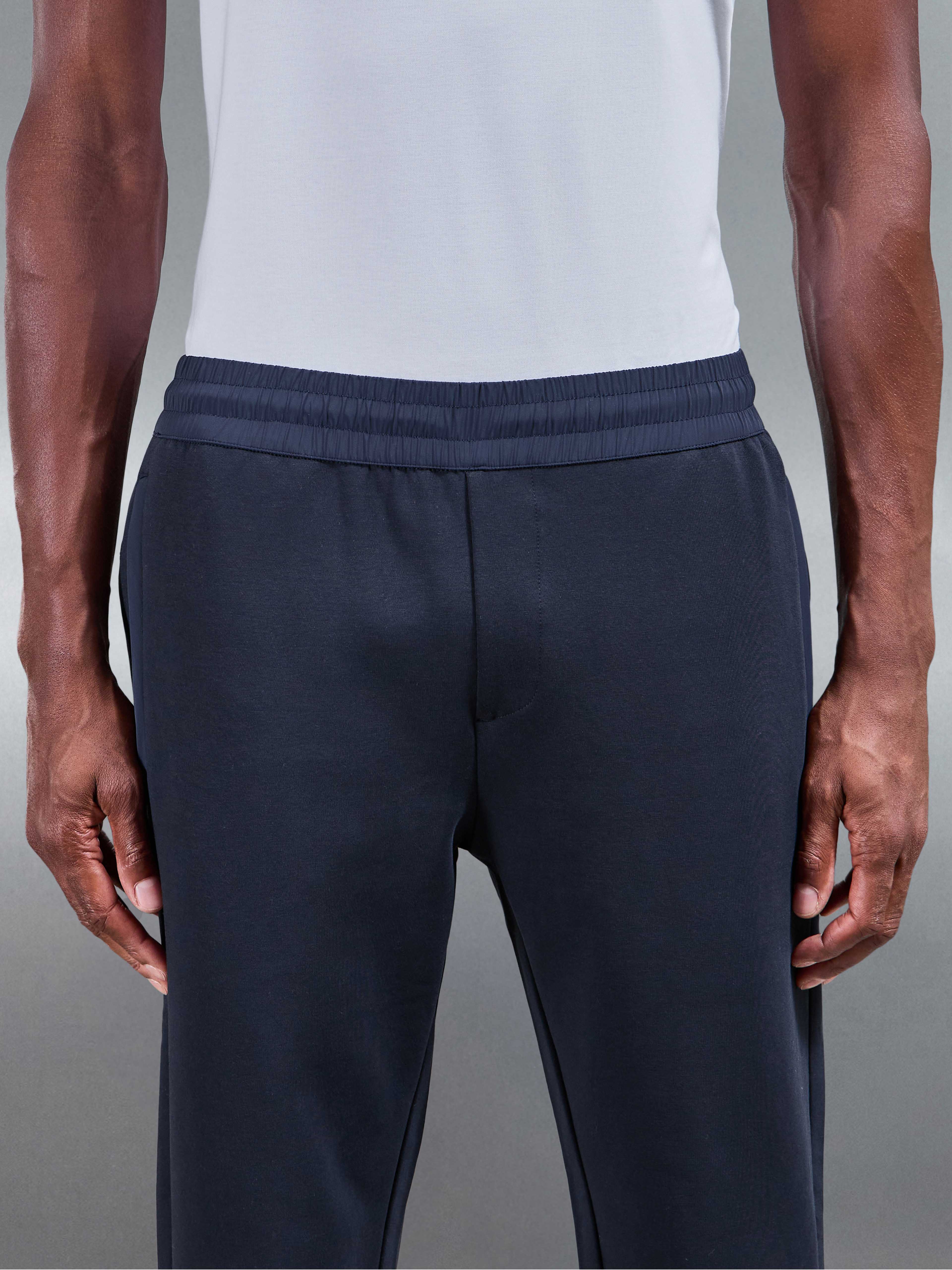 Apex Jersey Hybrid Jogger in Navy