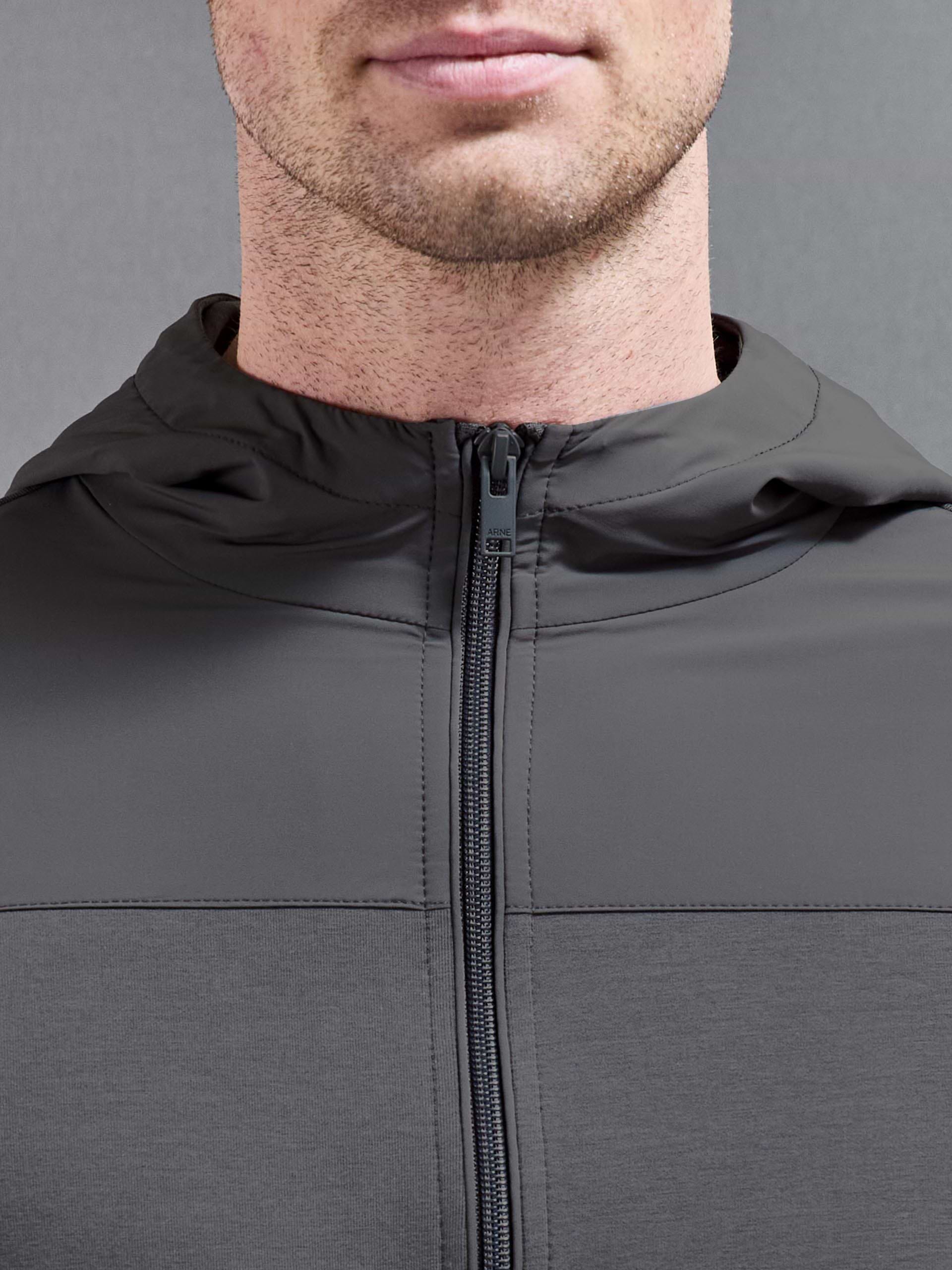 Apex Hybrid Jersey Windbreaker in Grey