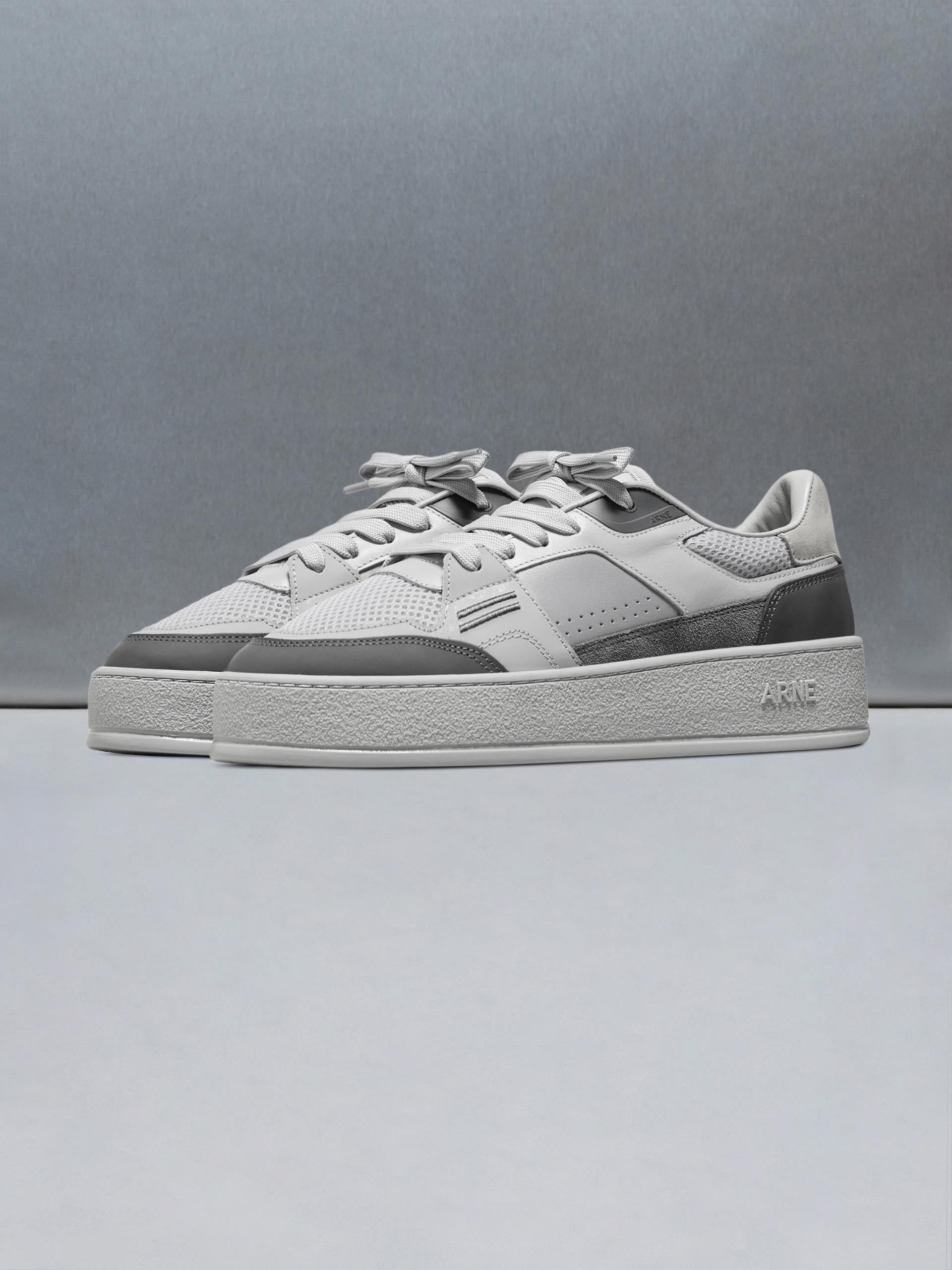 Arena Trainer 2.0 in Triple Grey