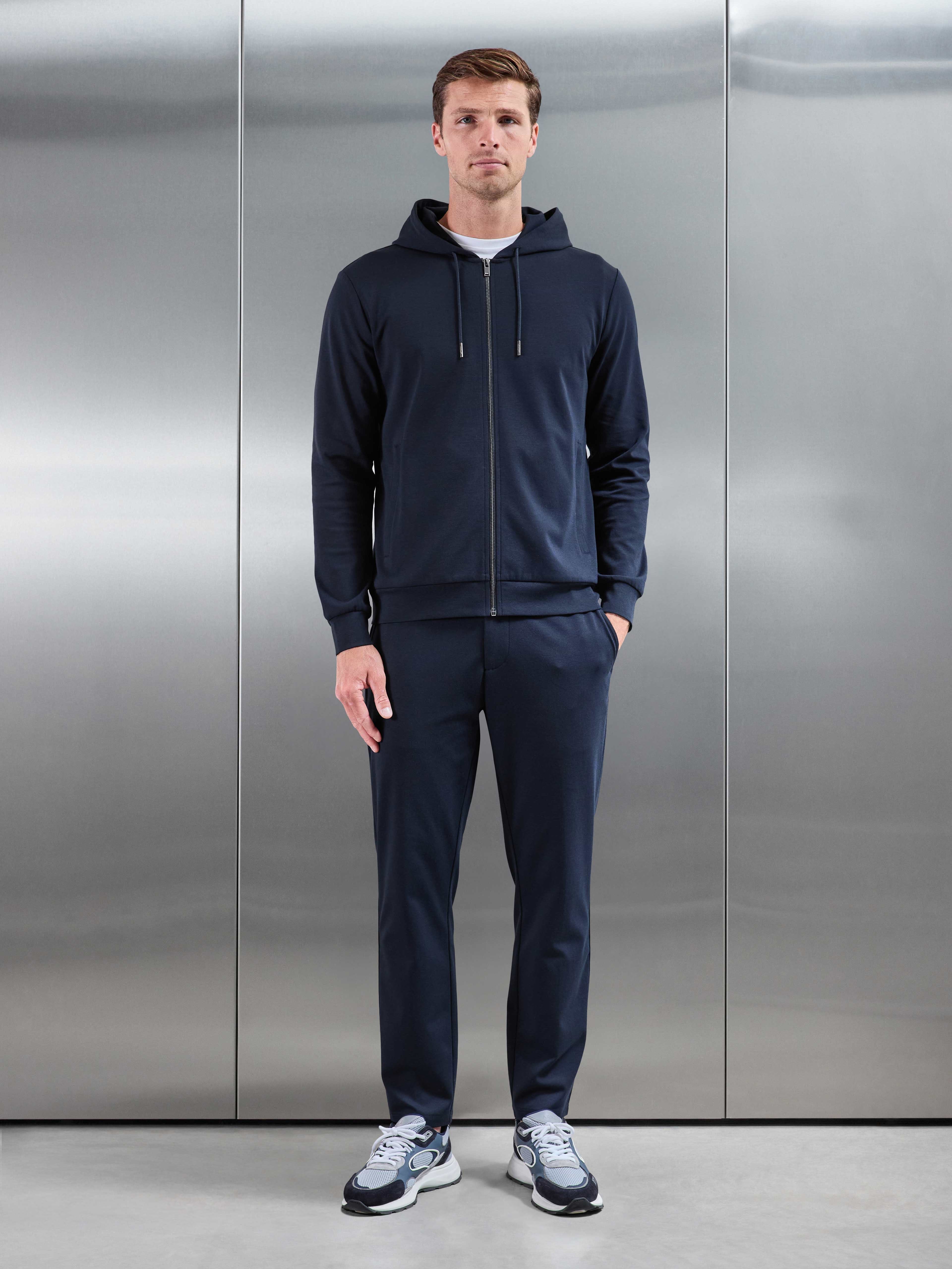 Athleisure Jogger in Navy
