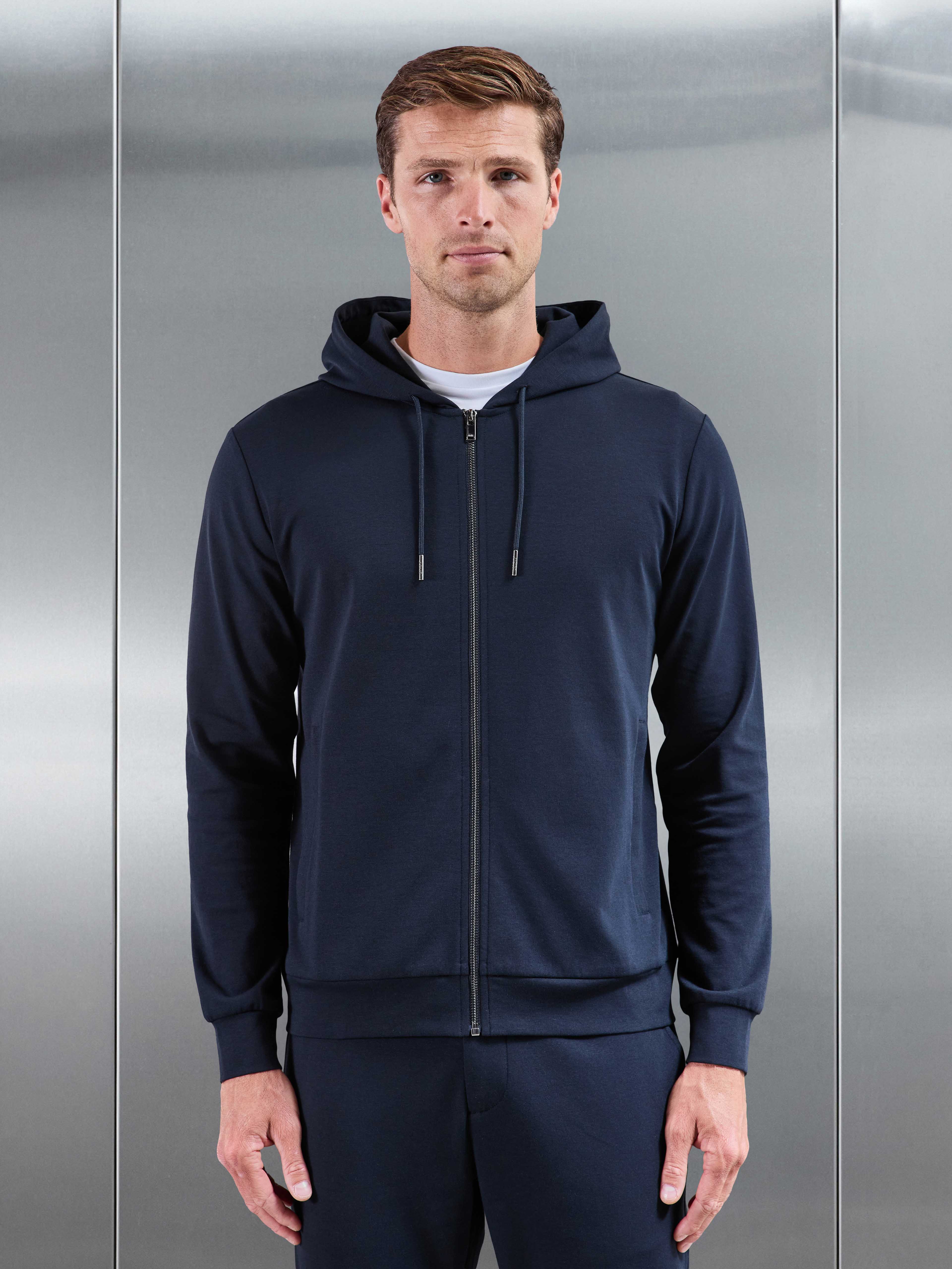Athleisure Jacket in Navy