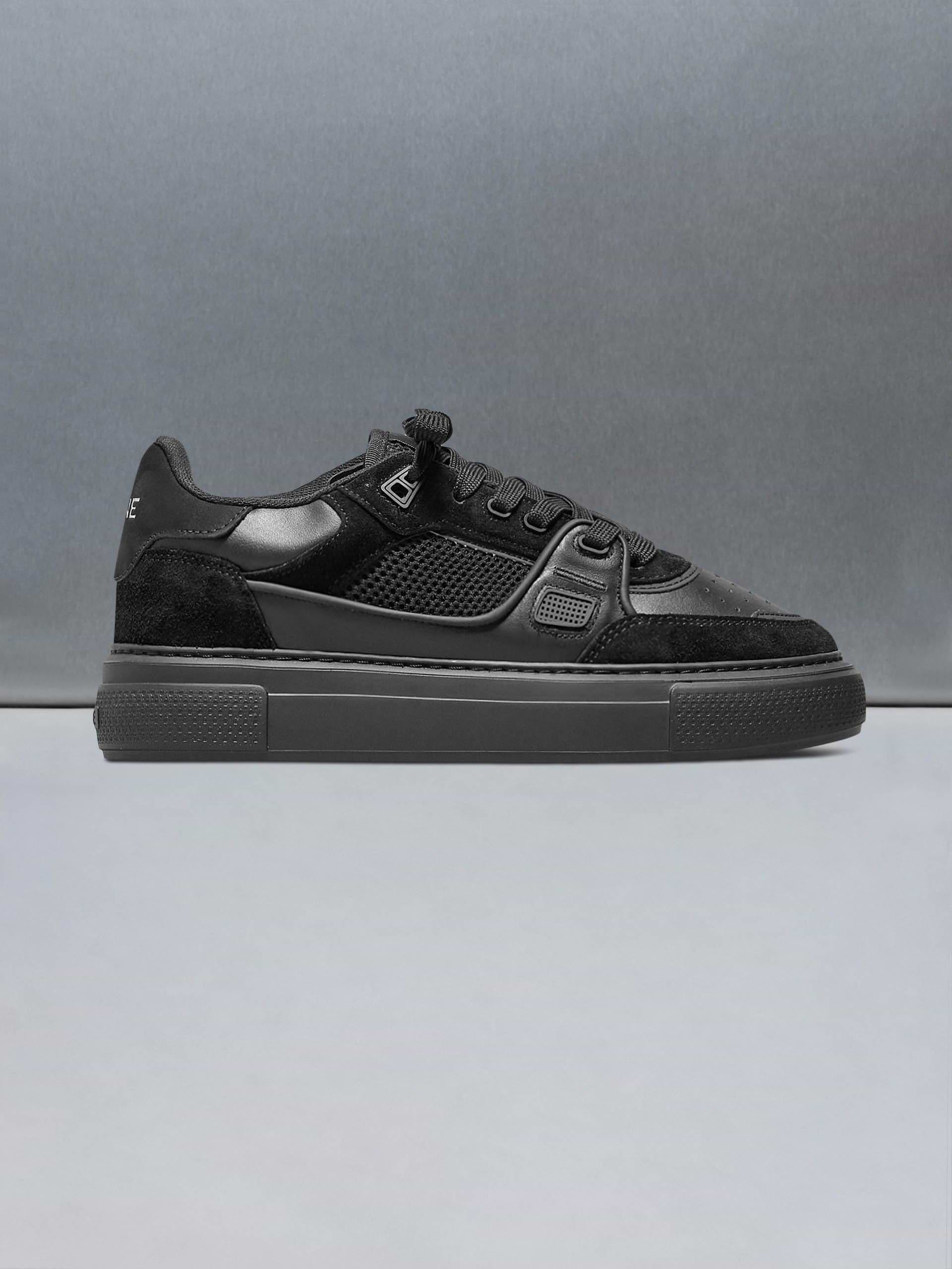 Atlas Trainer in Triple Black