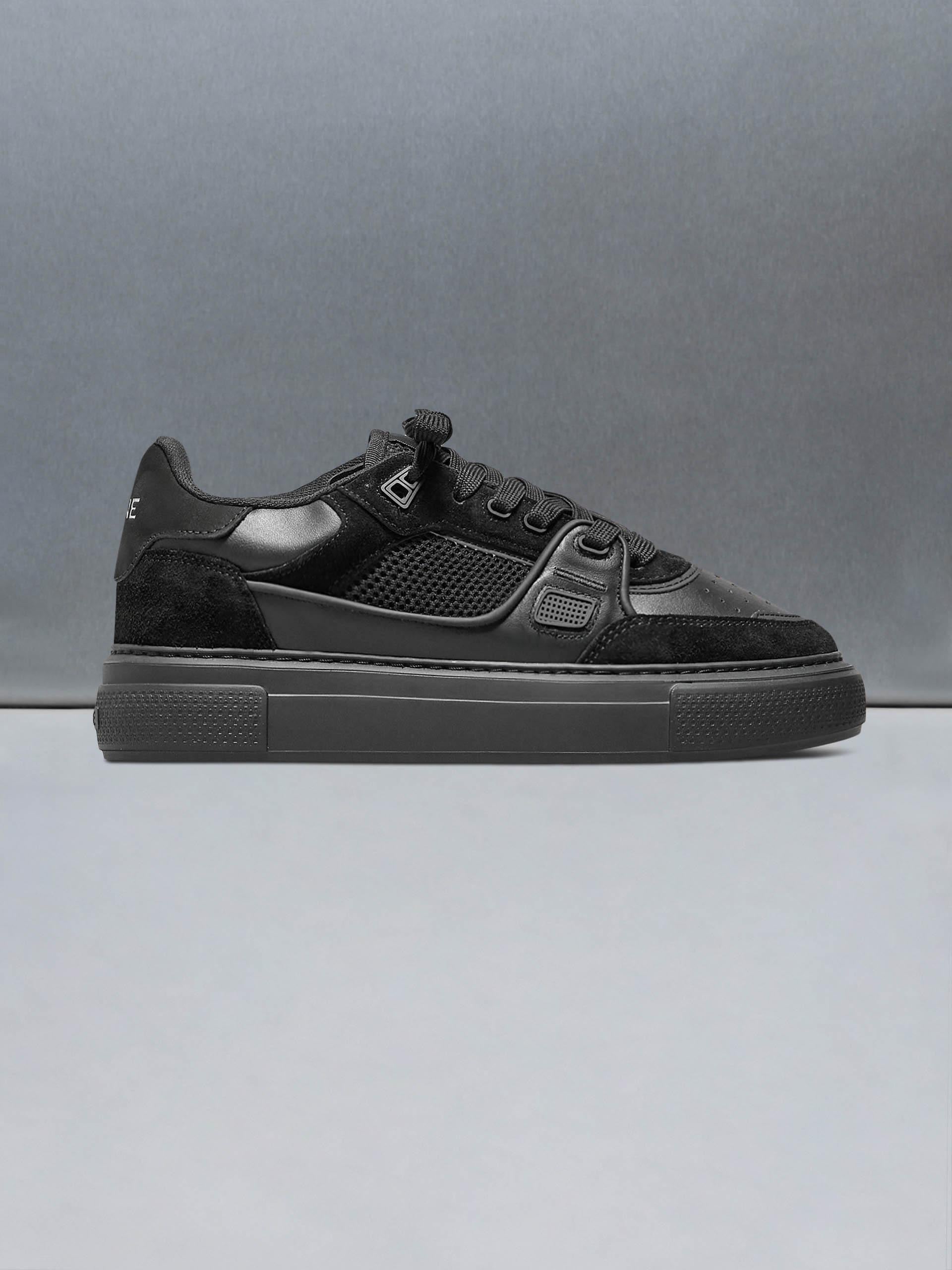 Atlas Trainer in Triple Black