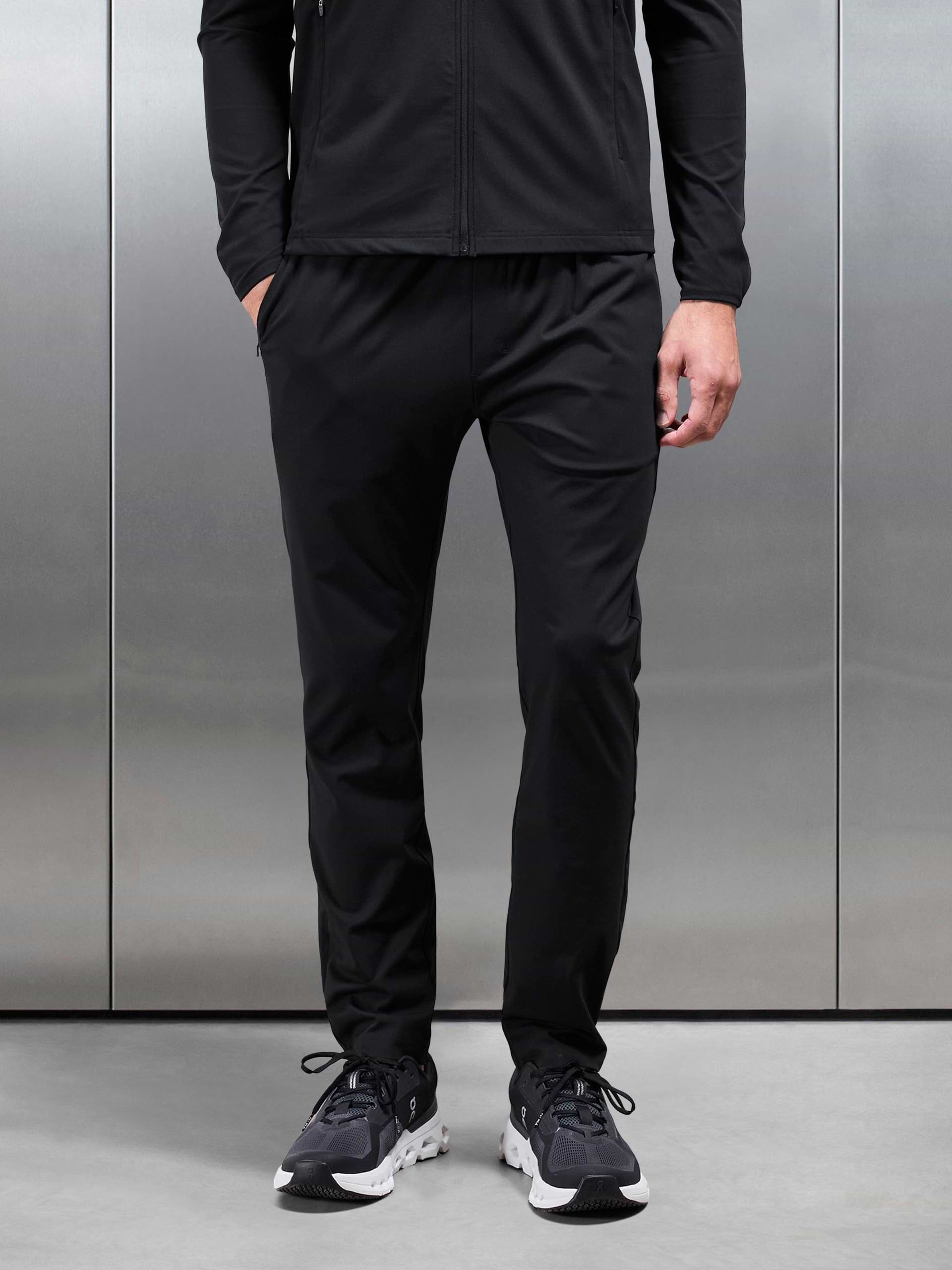 Active Jersey Jogger in Black