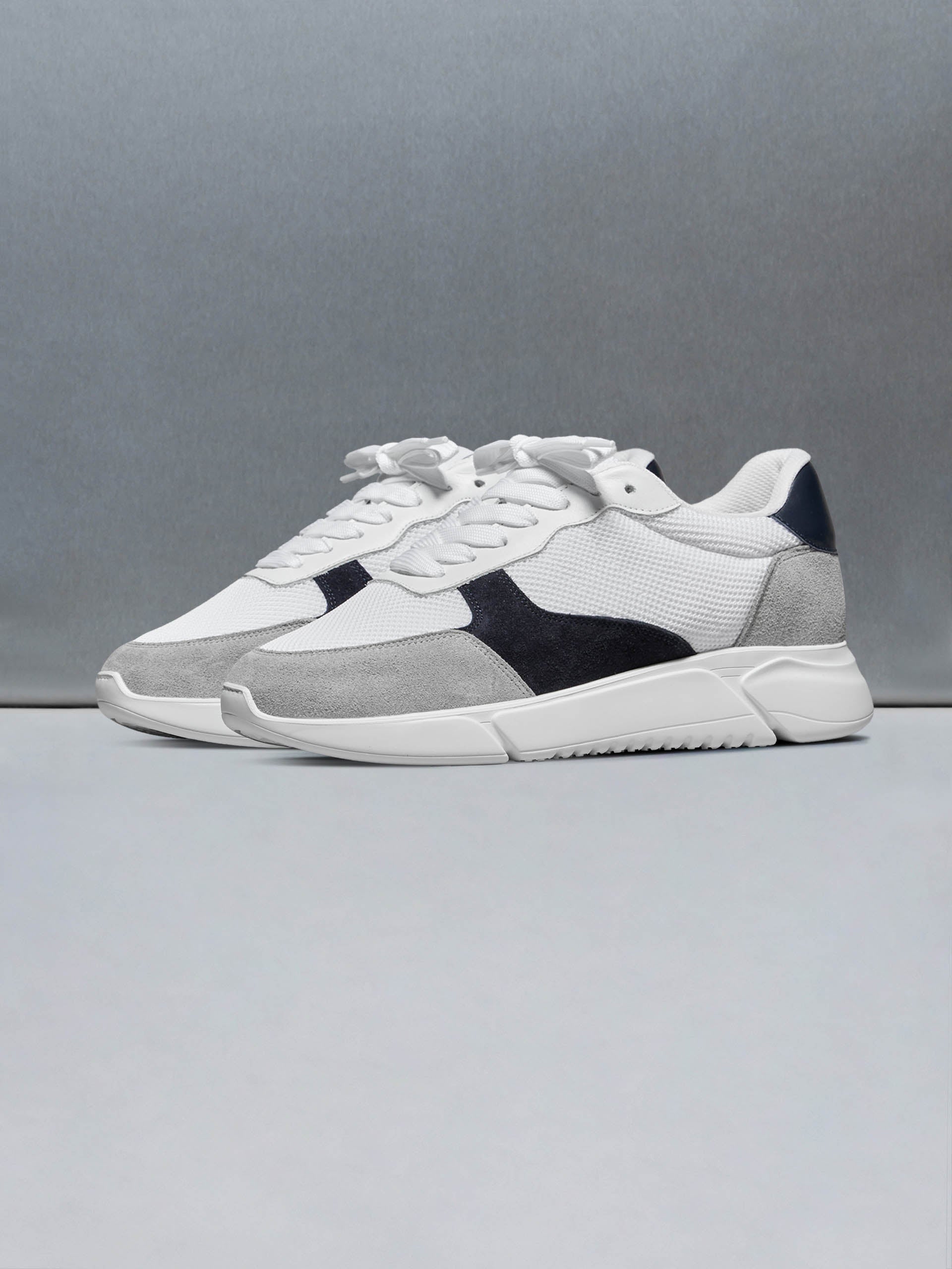 Active Runner in White Navy