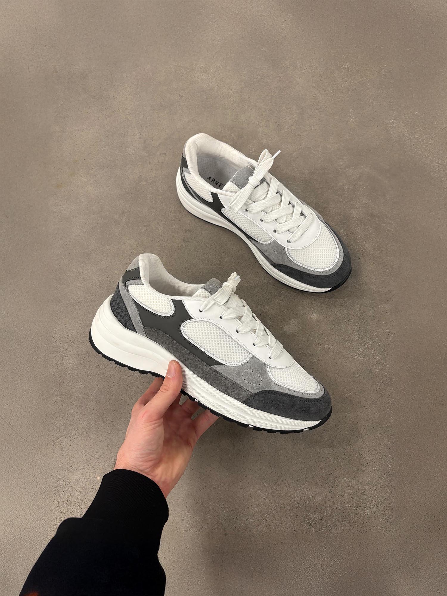 Apollo Runner in White Grey