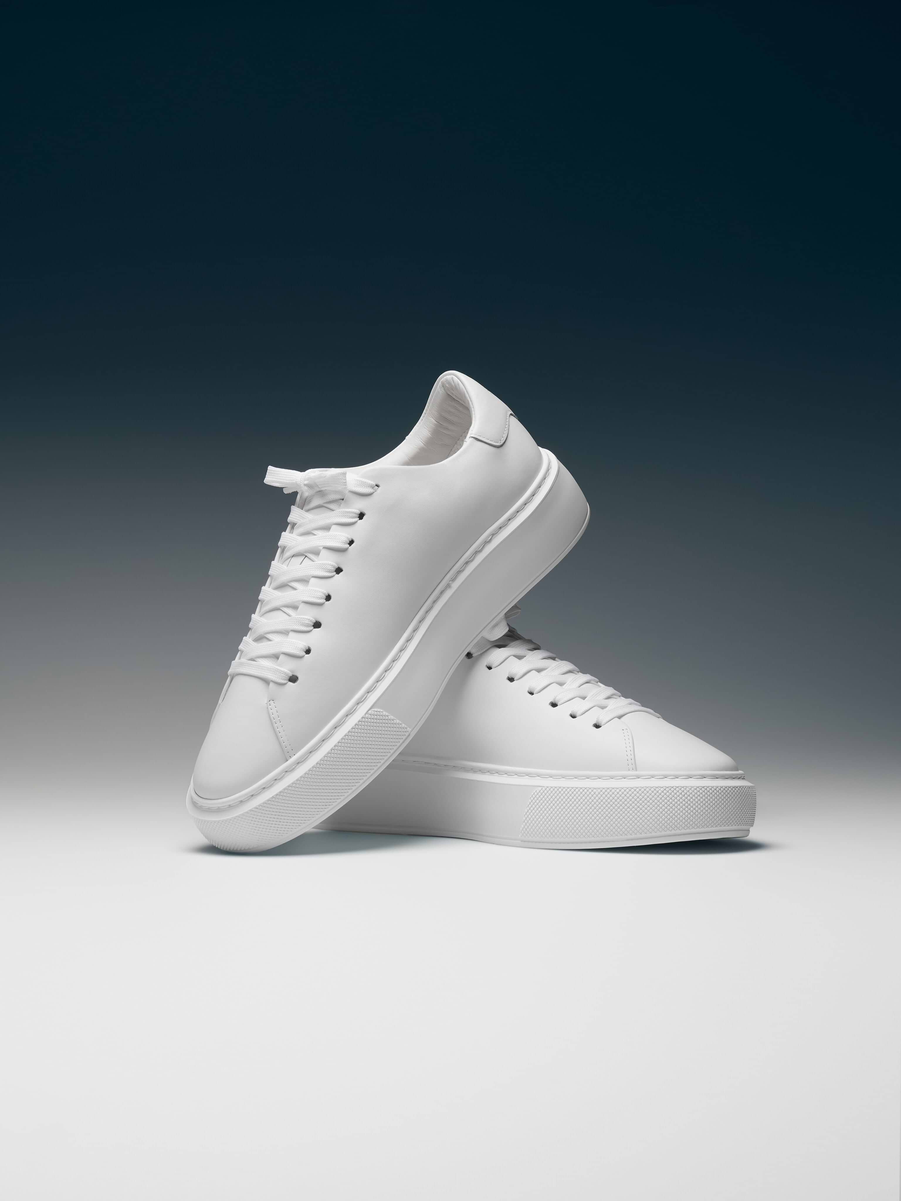 Basic Essential Leather Trainer in White