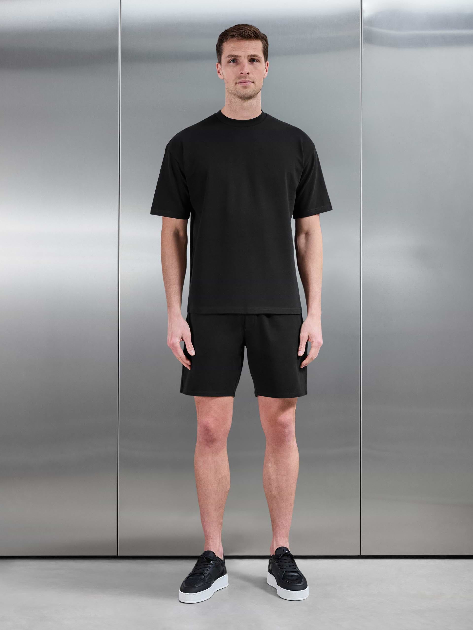 Brushed Relaxed Short in Black