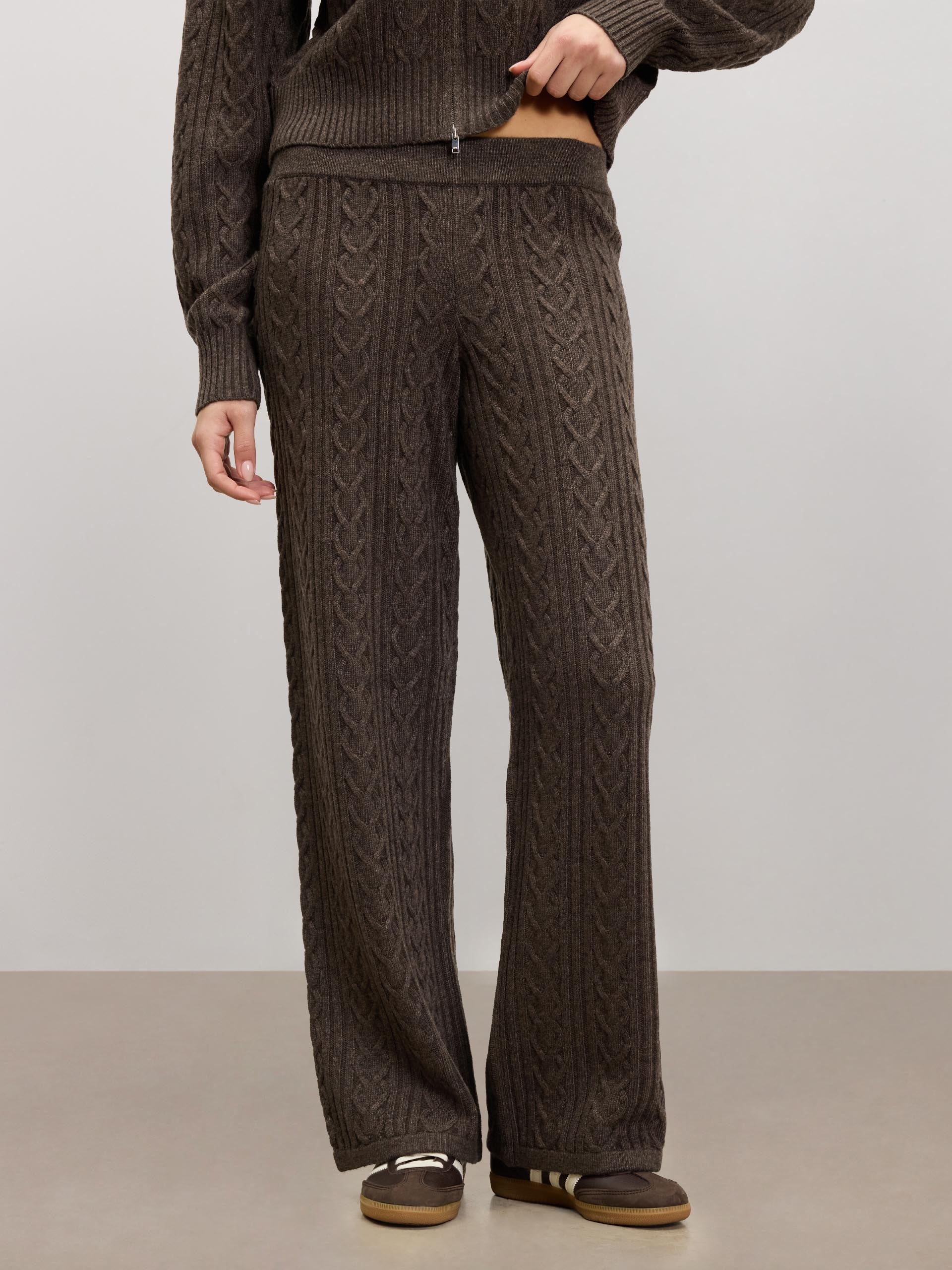 Womens Cable Knit Trouser in Taupe Marl