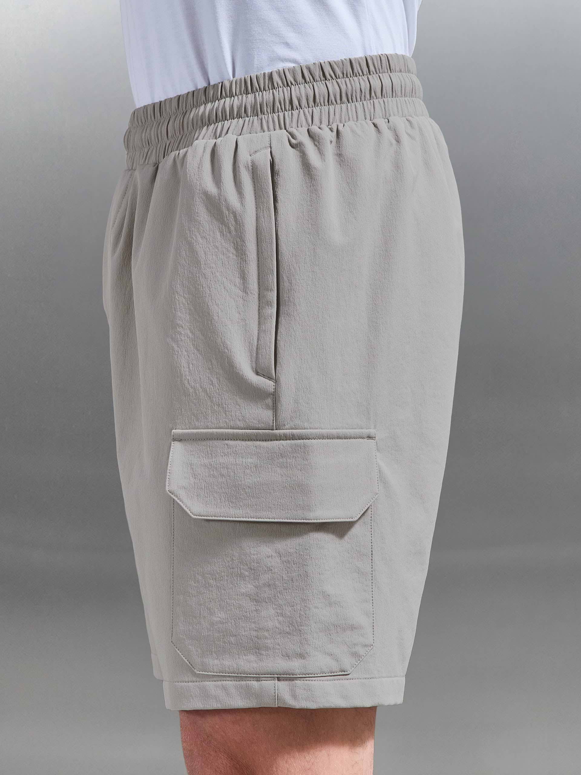 Cargo Short in Stone