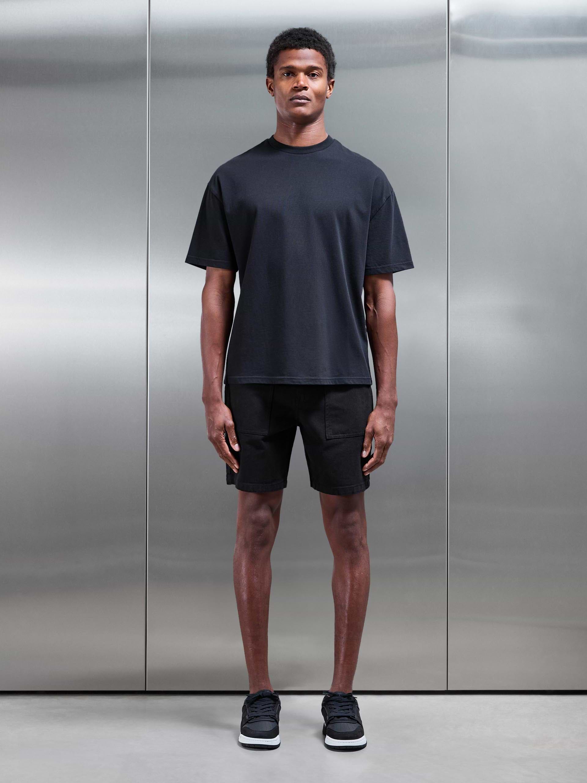 Carpenter Pocket Short in Black