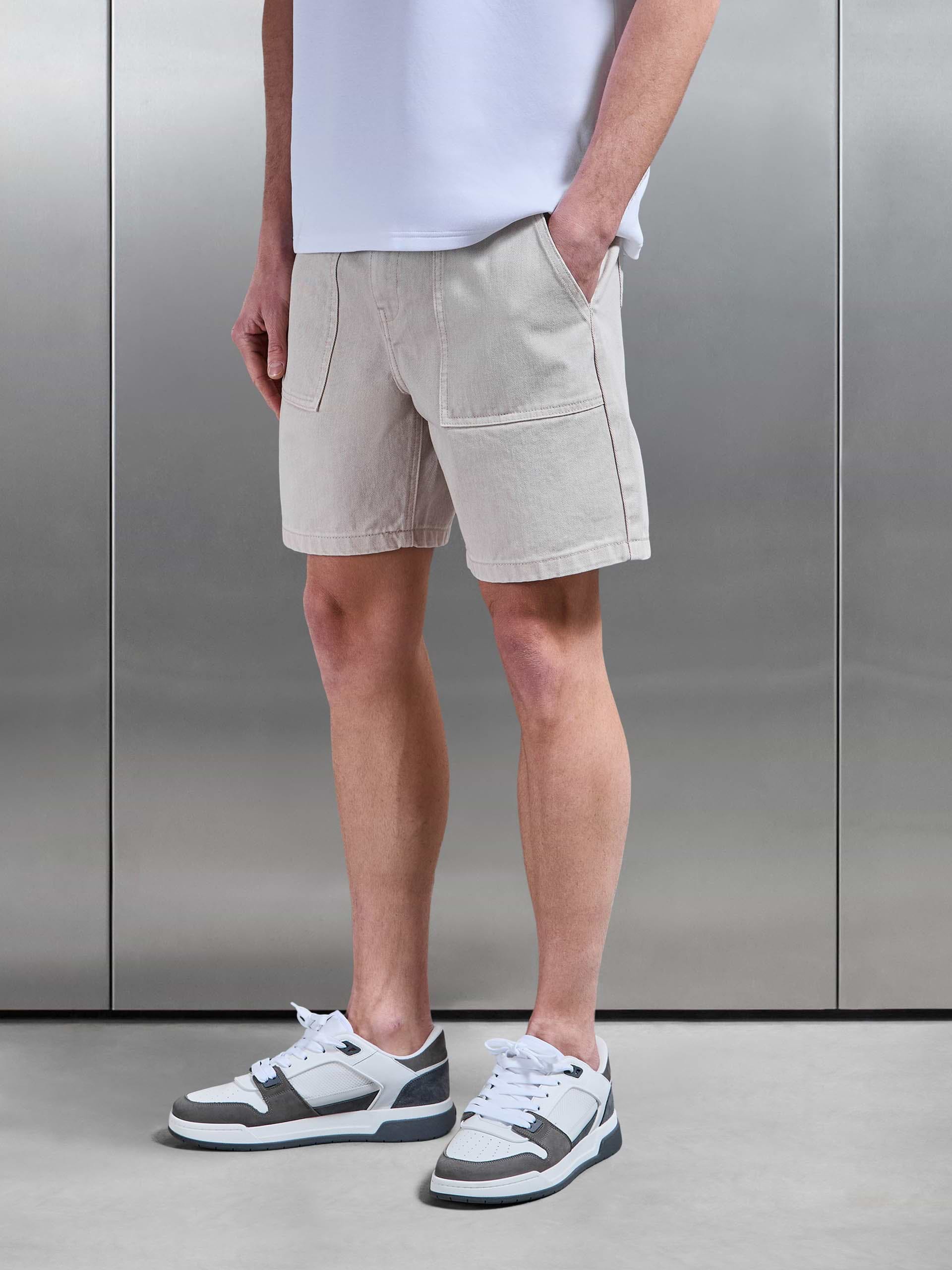 Carpenter Short in Stone