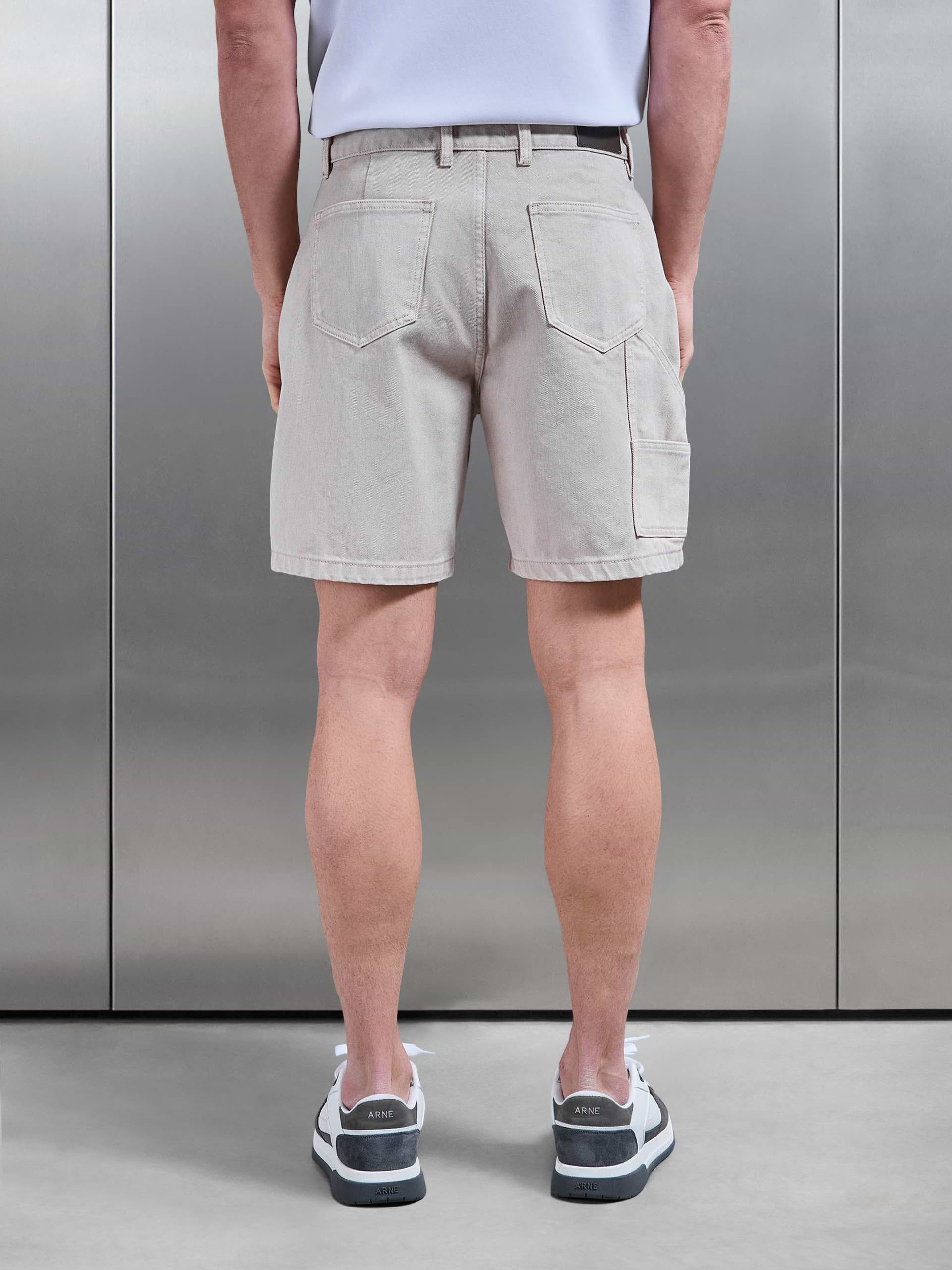 Carpenter Short in Stone