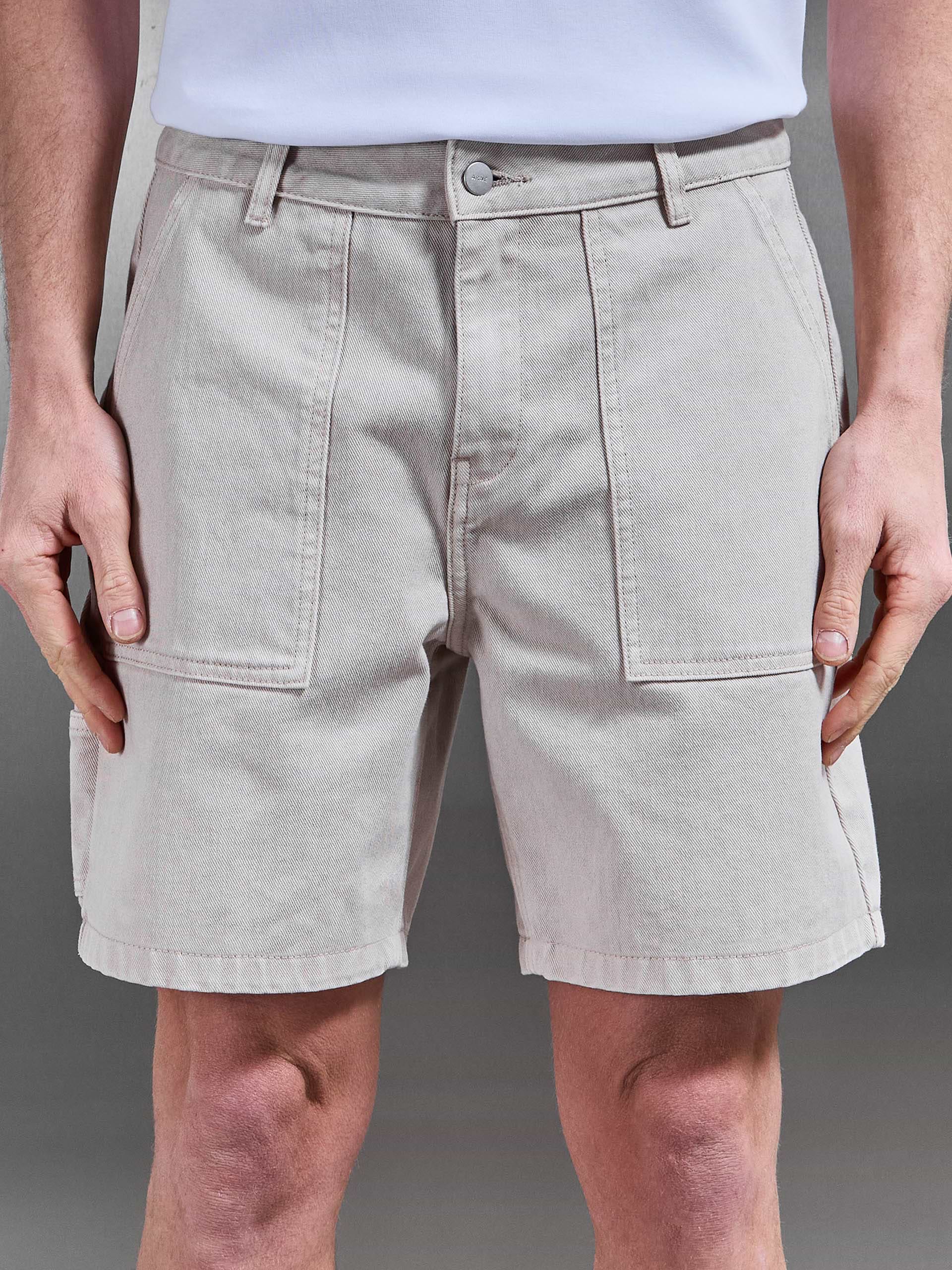 Carpenter Short in Stone