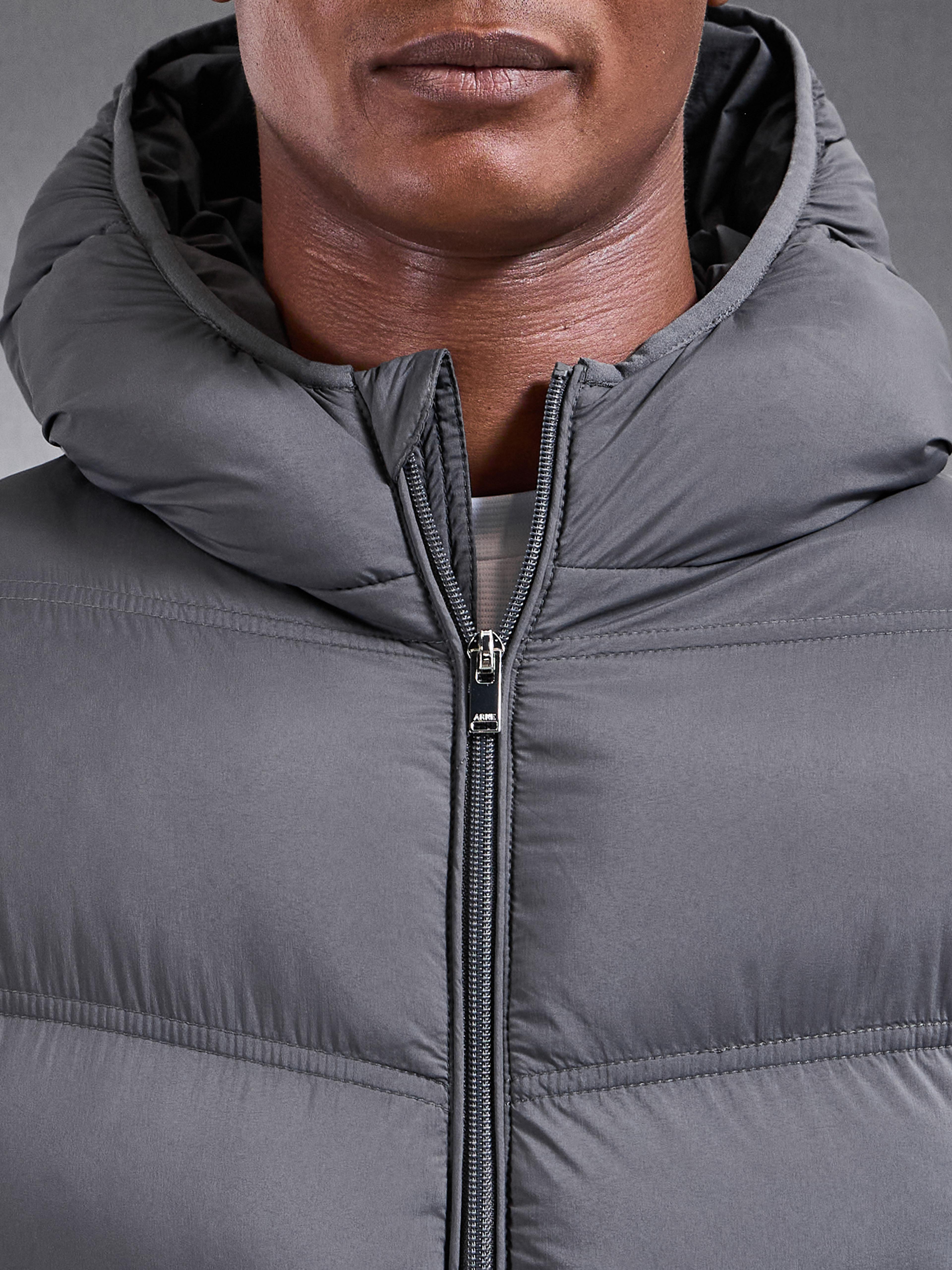 Chevron Puffer Jacket in Grey