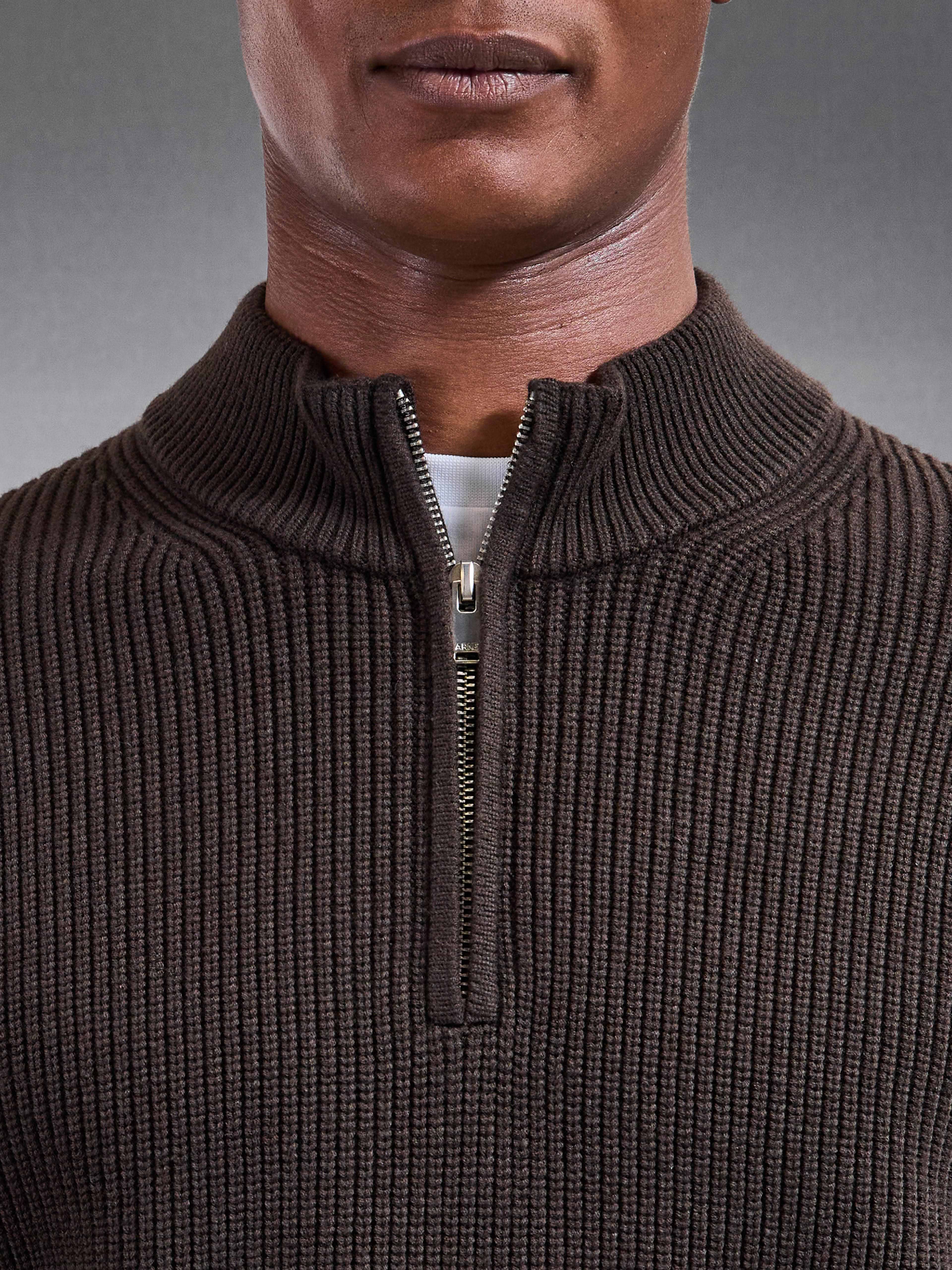 Chunky Ribbed Half Zip in Brown