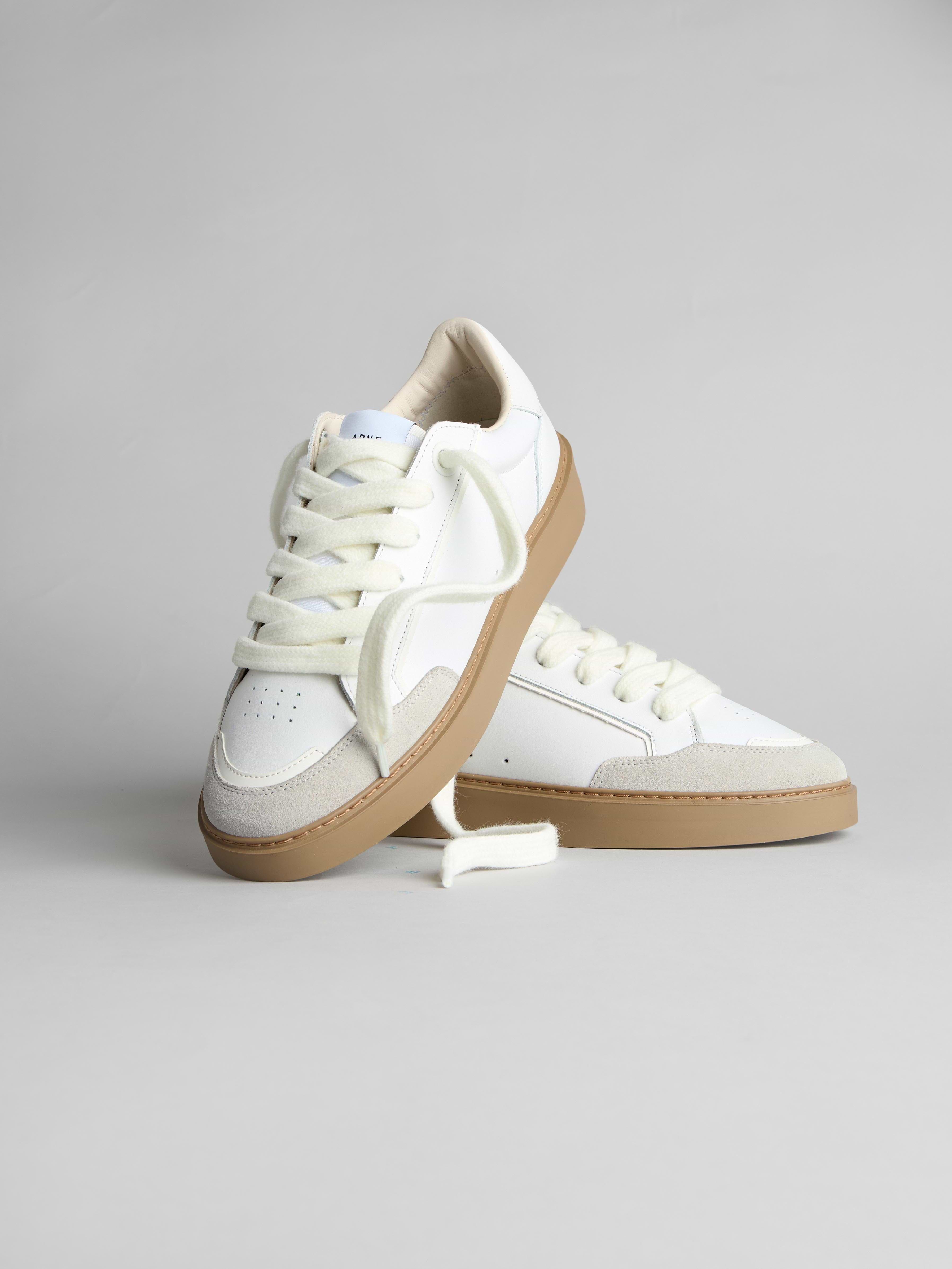 Chunky Mid Essential Leather Trainer in White Gum