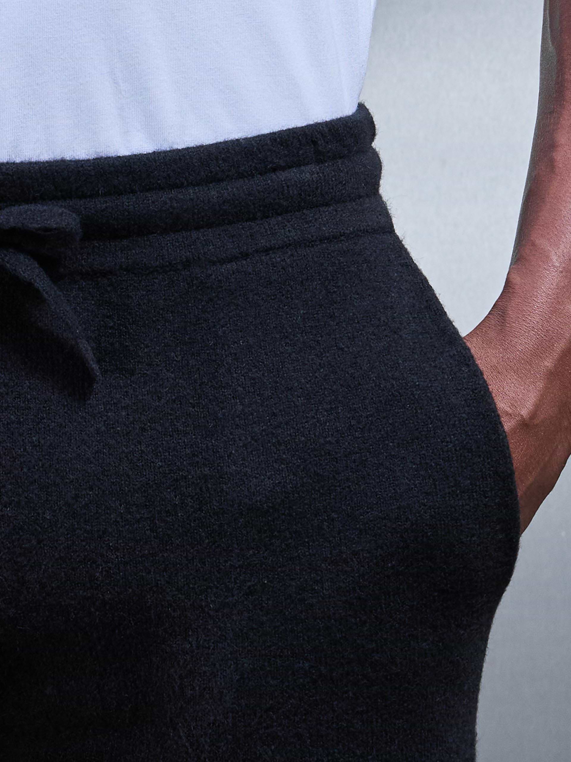 Chunky Wool Straight Leg Jogger in Black