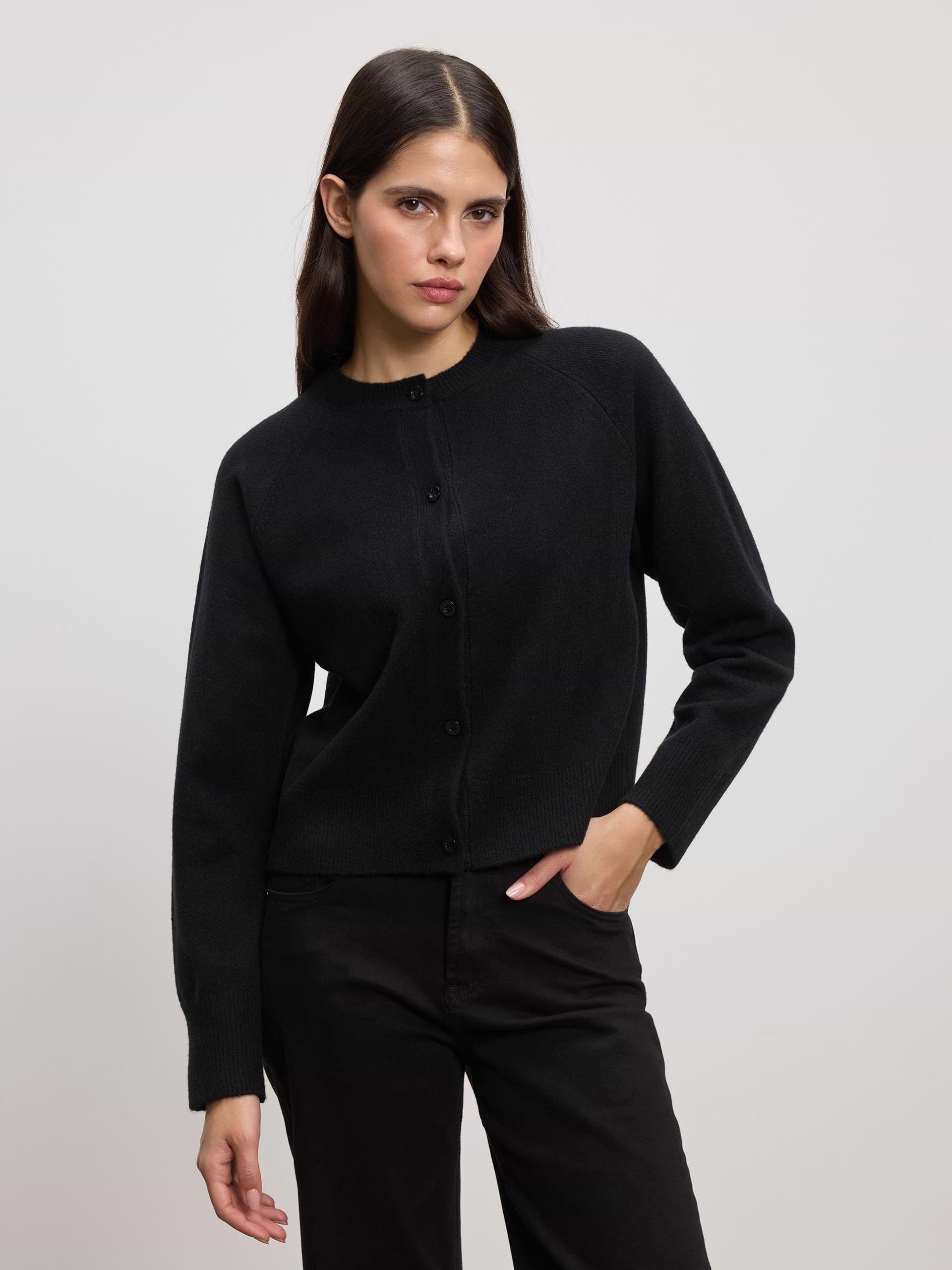 Womens Chunky Knitted Cardigan in Black