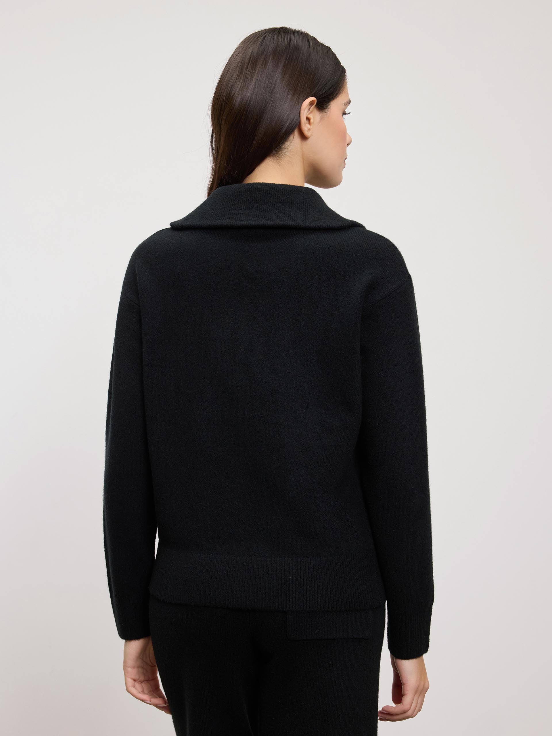 Womens Chunky Wool Half Zip in Black