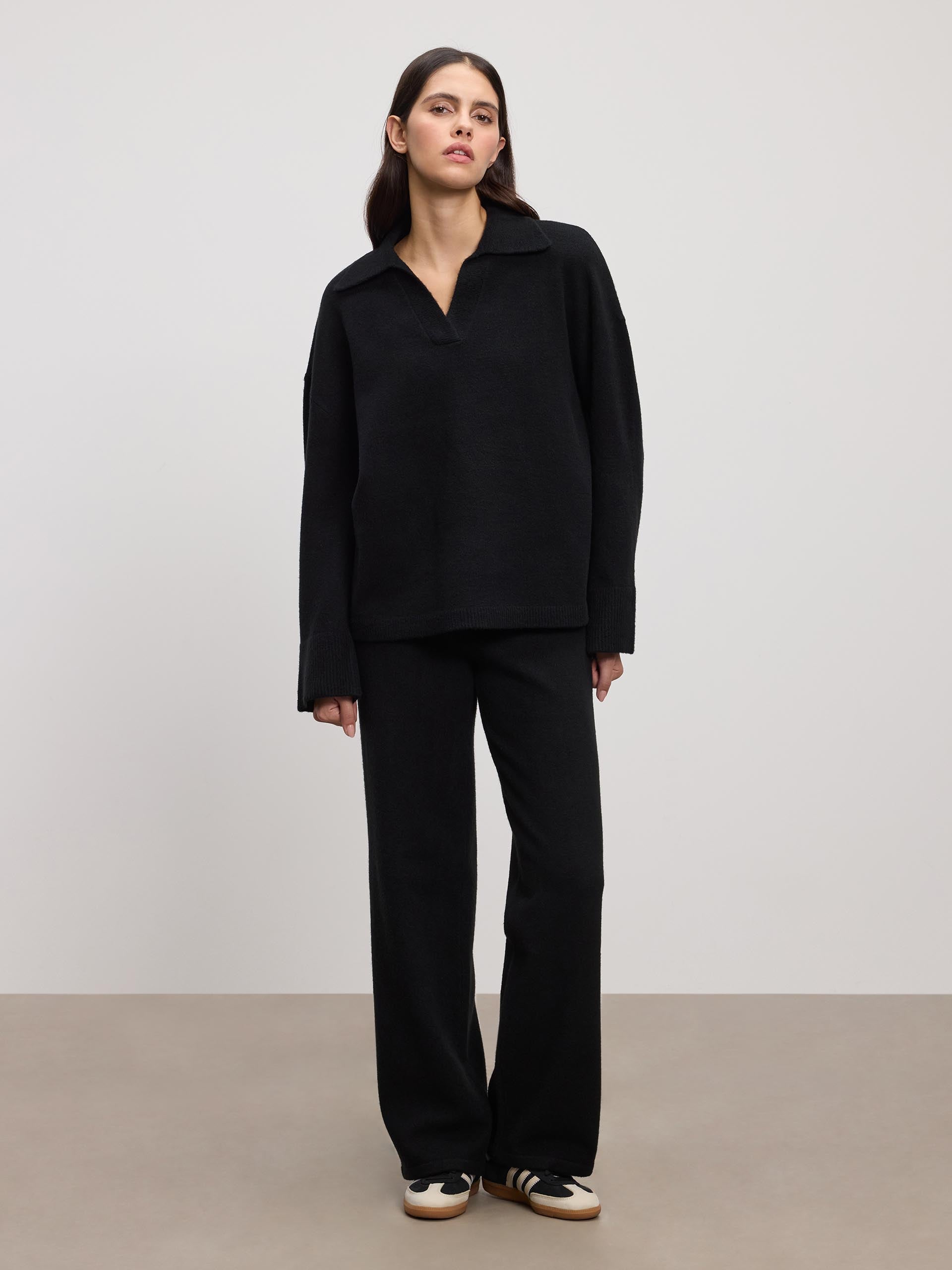 Womens Chunky Wool Revere Collar Polo in Black