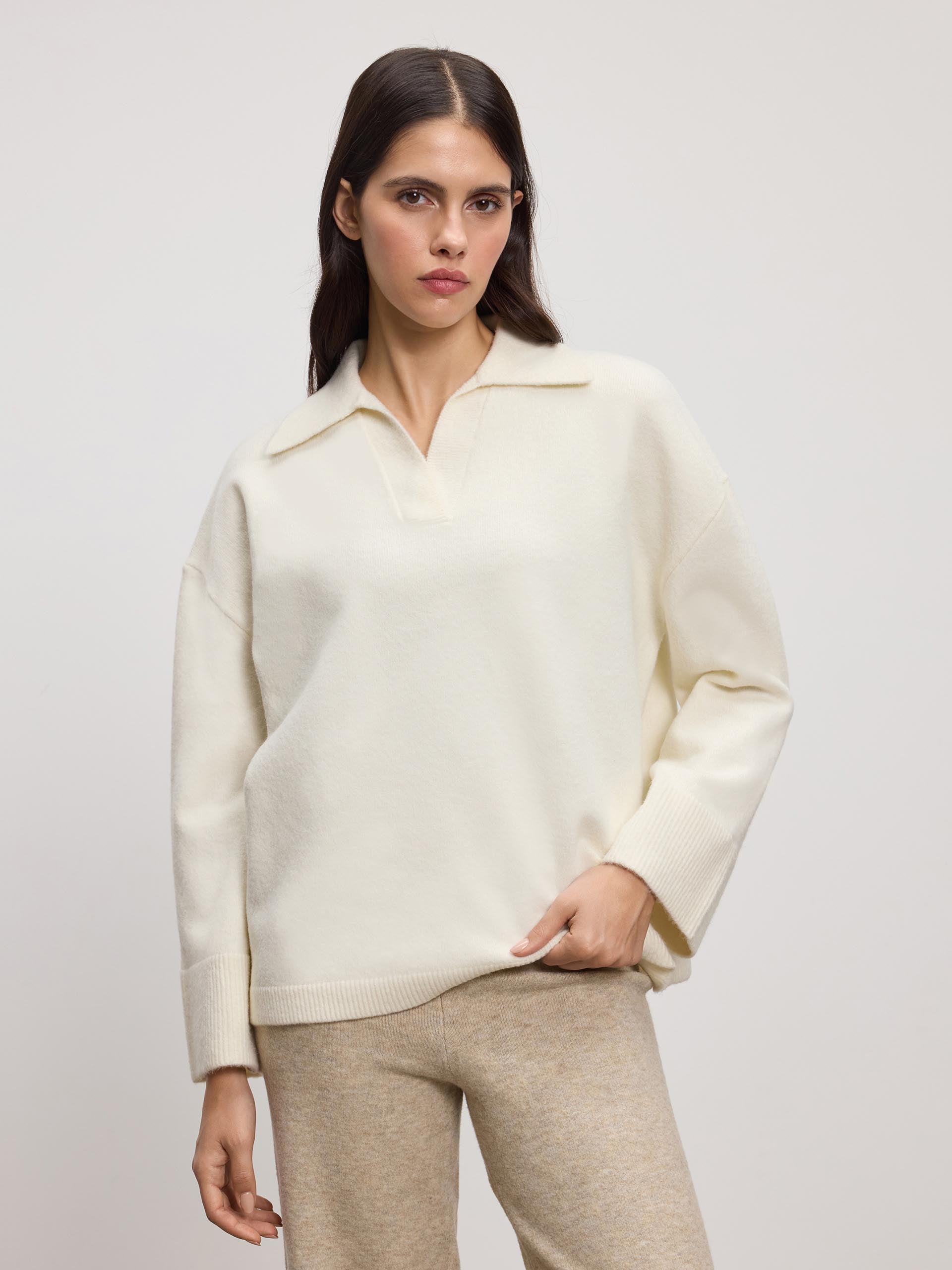 Womens Chunky Wool Revere Collar Polo in White