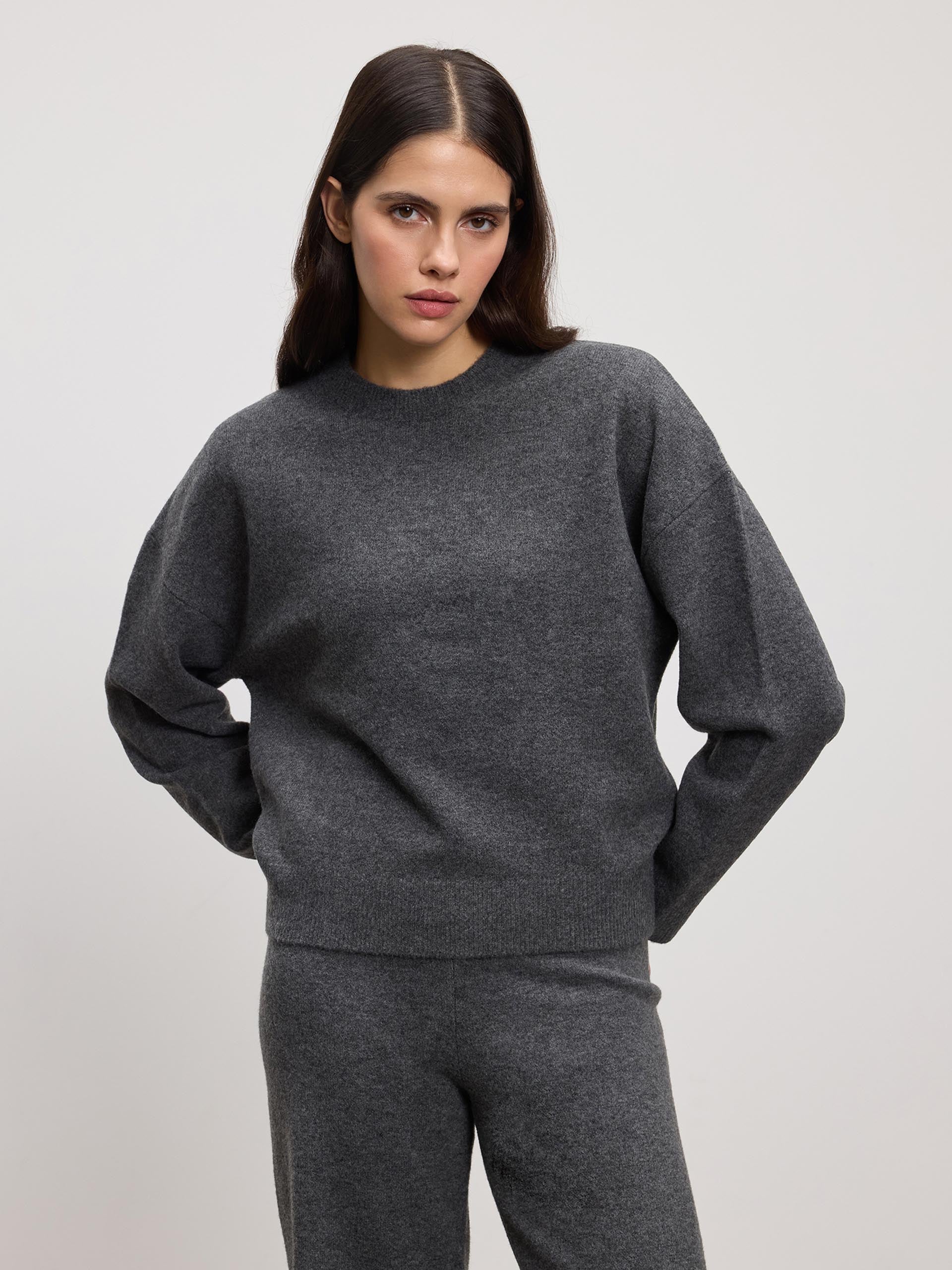 Womens Chunky Wool Sweatshirt in Charcoal