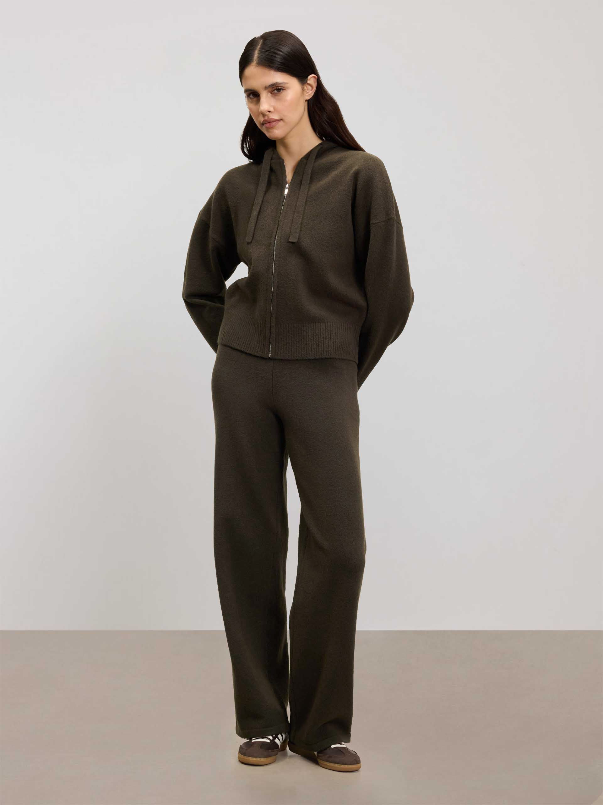 Womens Chunky Knitted Hoodie in Brown