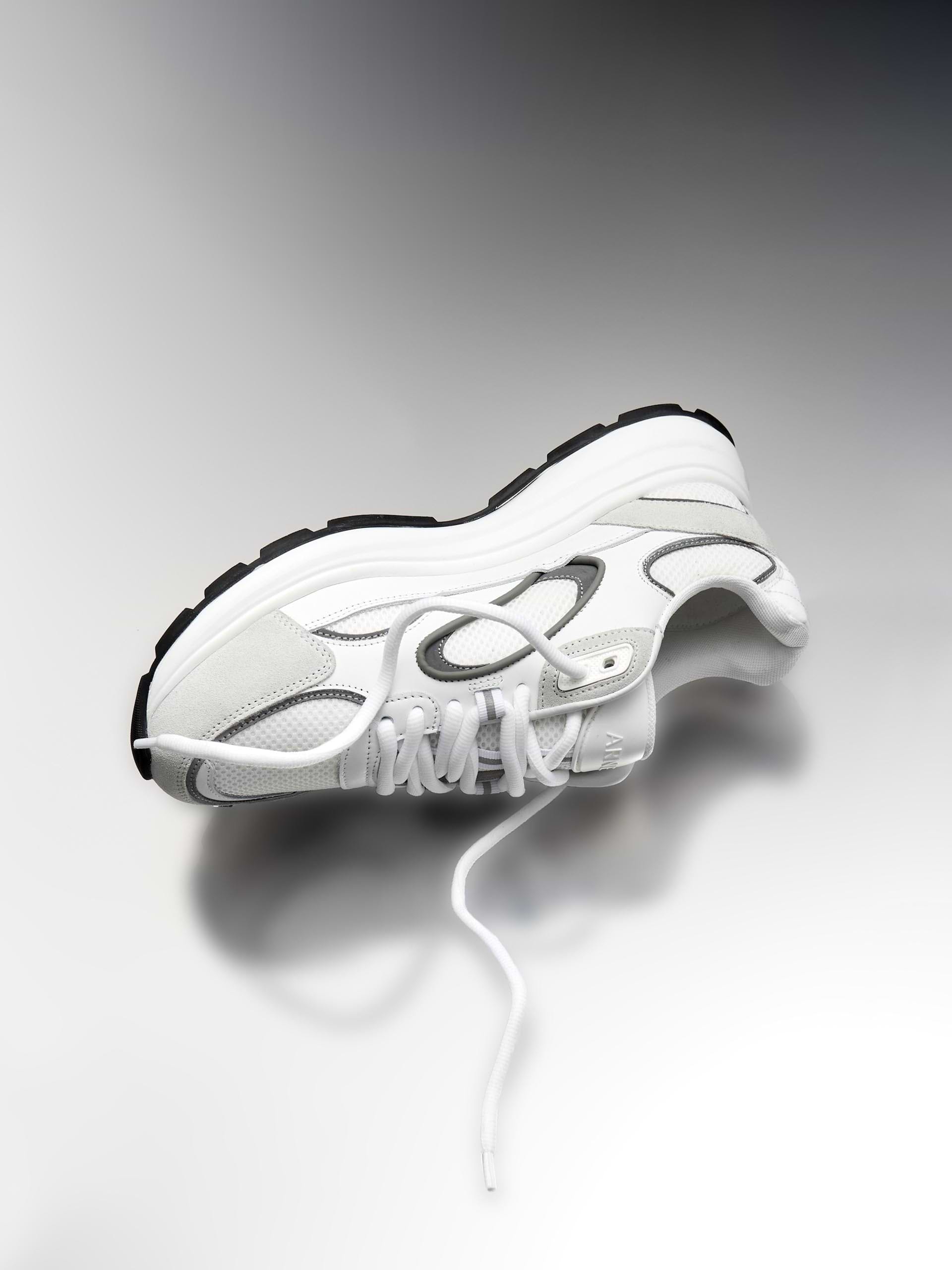 Circuit Trainer in White