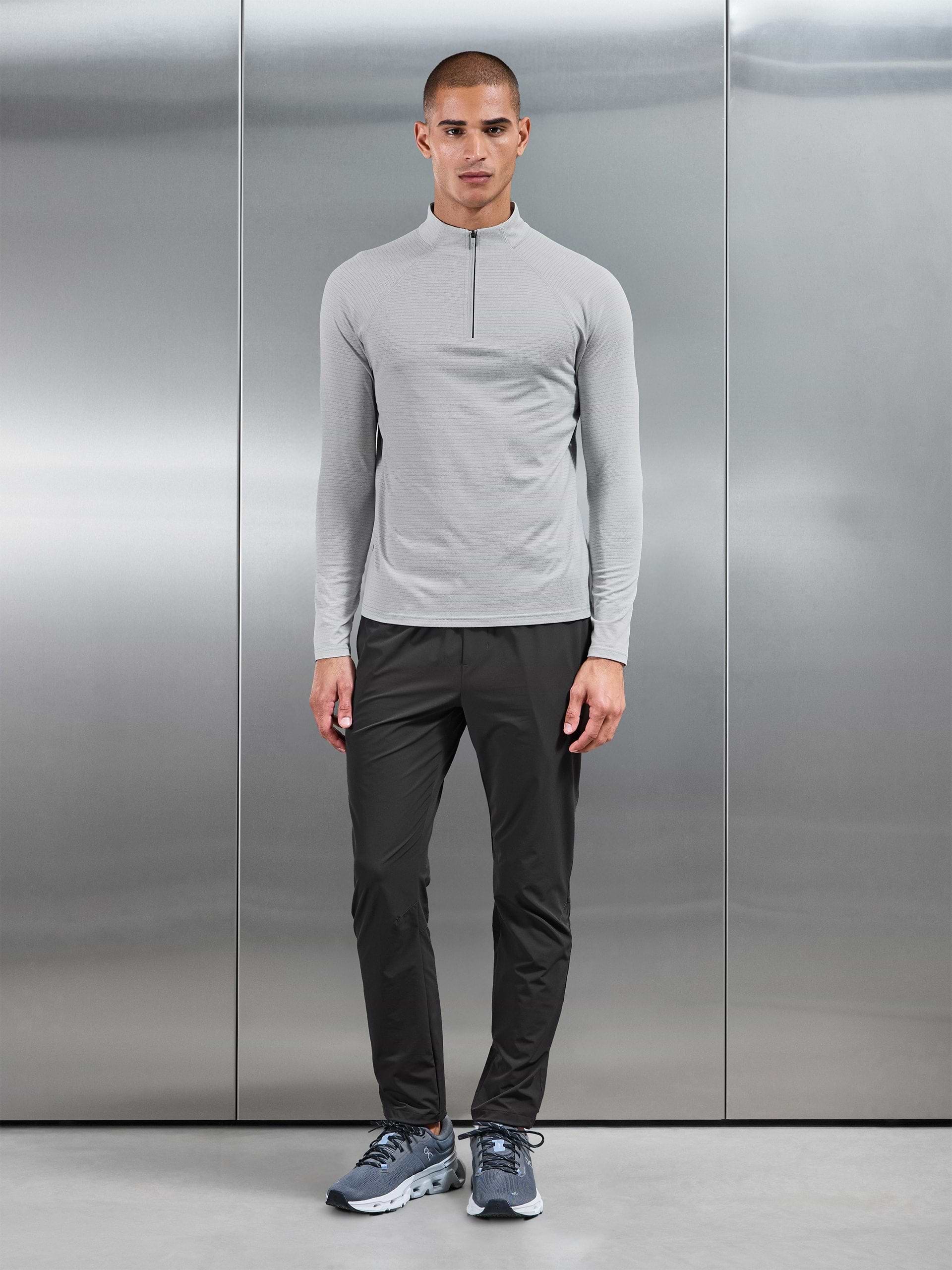 Condition Half Zip in Mid Grey