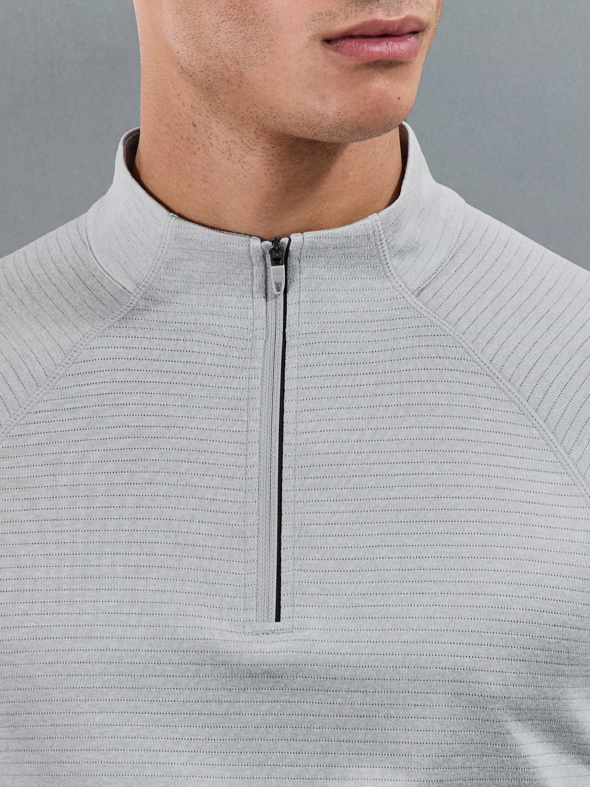Condition Half Zip in Mid Grey