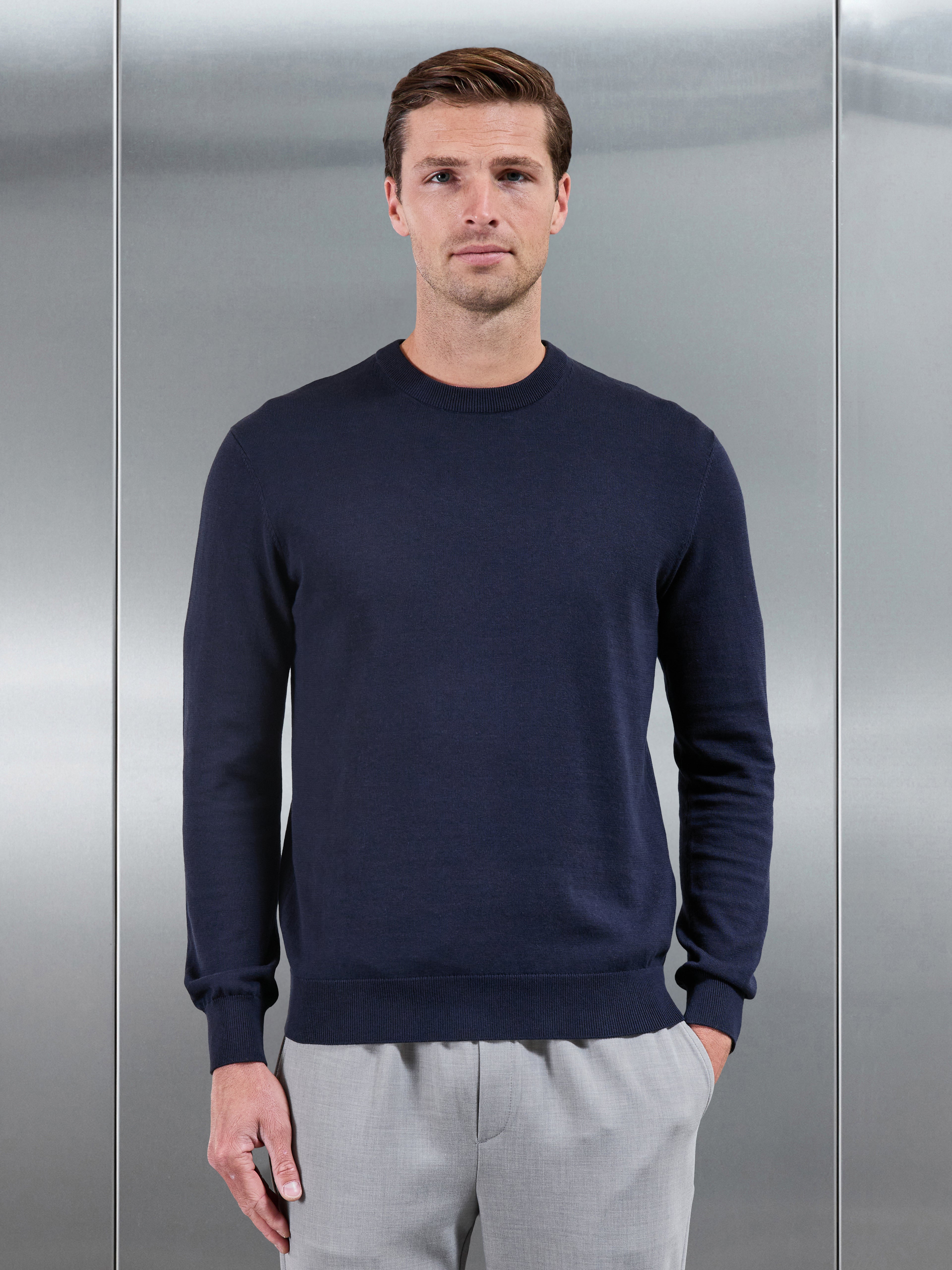 Cotton Knitted Crew Neck Sweatshirt in Navy