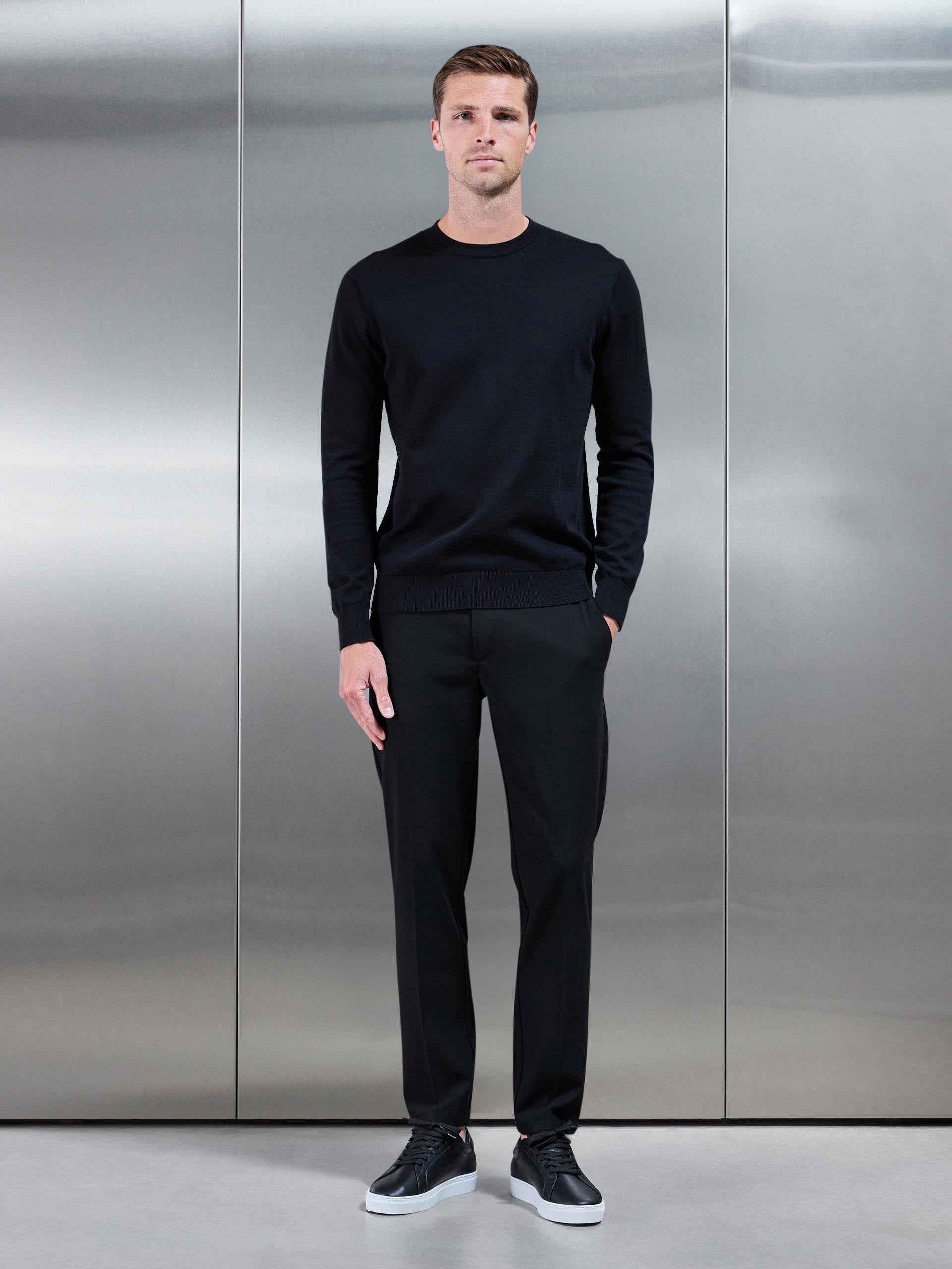 Cotton Knitted Crew Neck Sweatshirt in Black