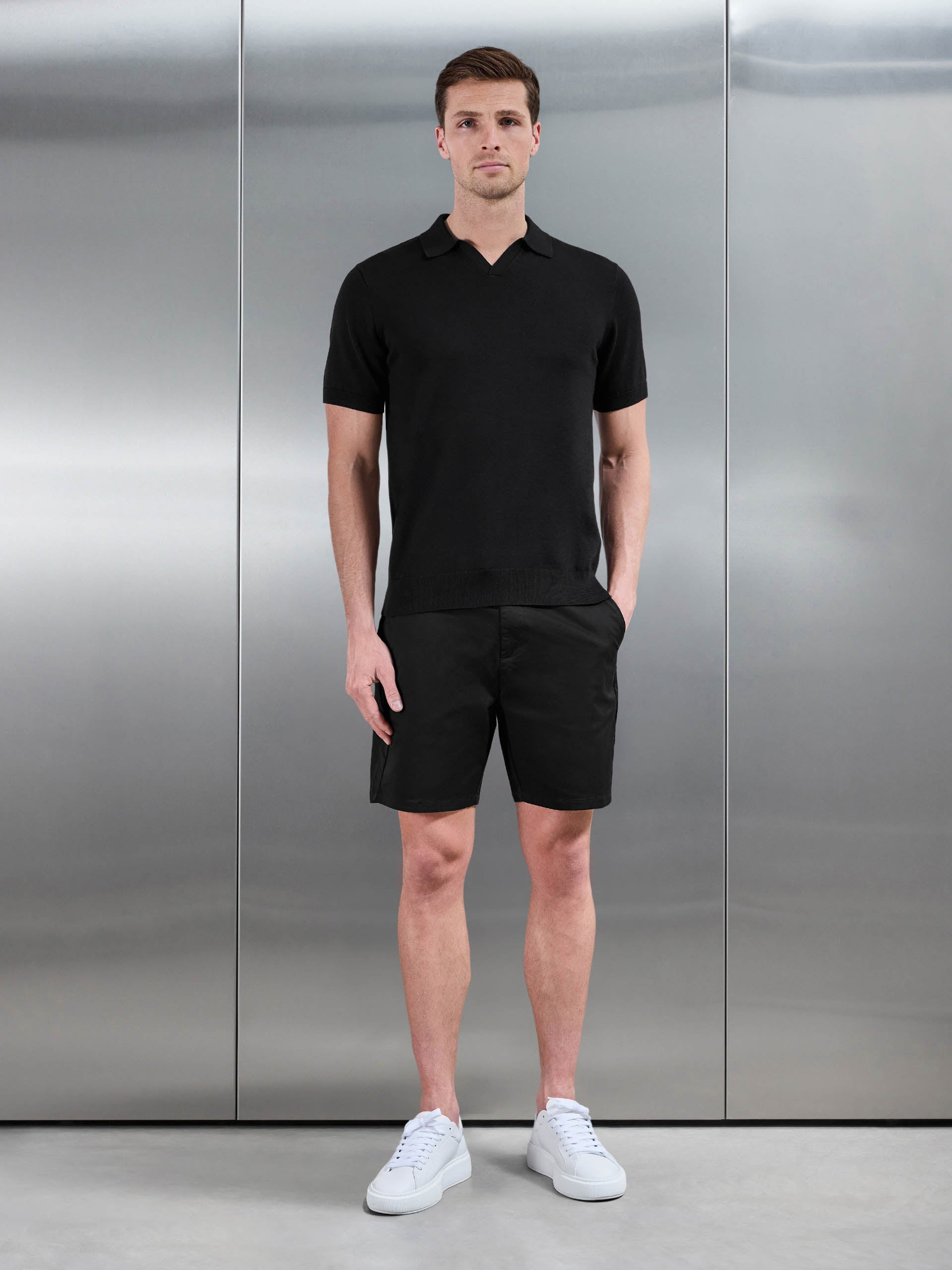 Cotton Knitted Revere Collar Polo Shirt in Black